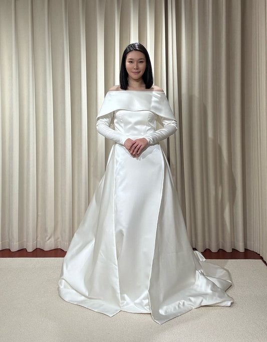 Vittoria | Off the Shoulder Long Sleeve Satin Mermaid Wedding Dress with Detached Train