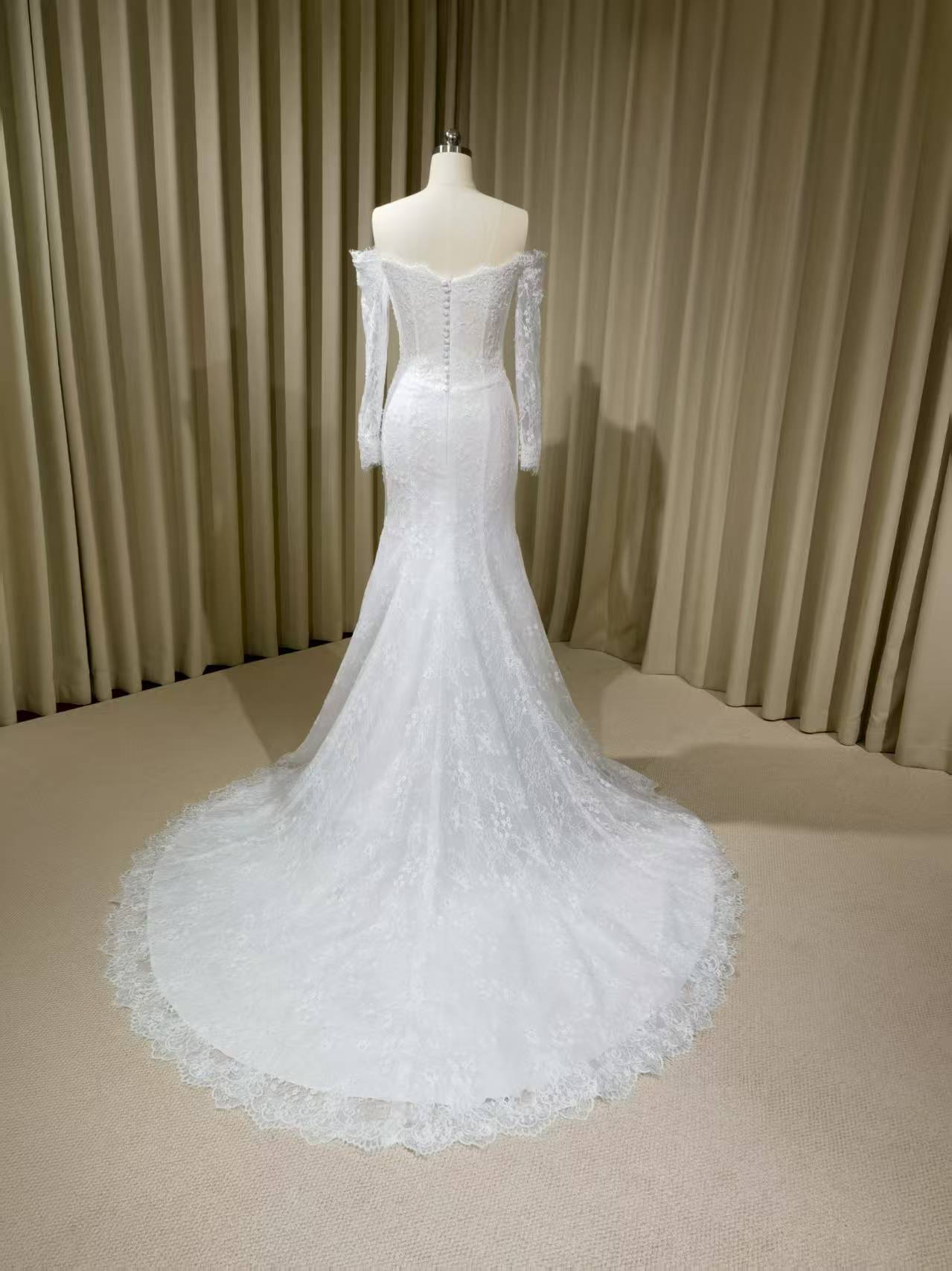 Hailey | Sample dress