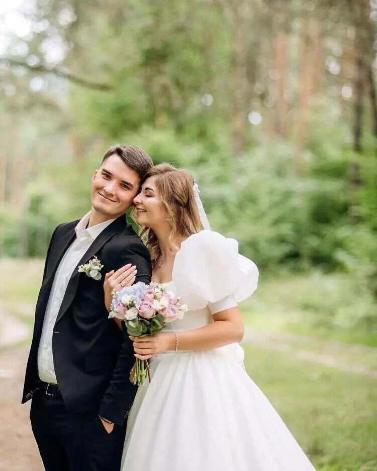 Puff Short Sleeves Wedding Bridal Dress with Detachable Bow, After Party Gown, Simple, Modern & Elegant French Style, Customizable