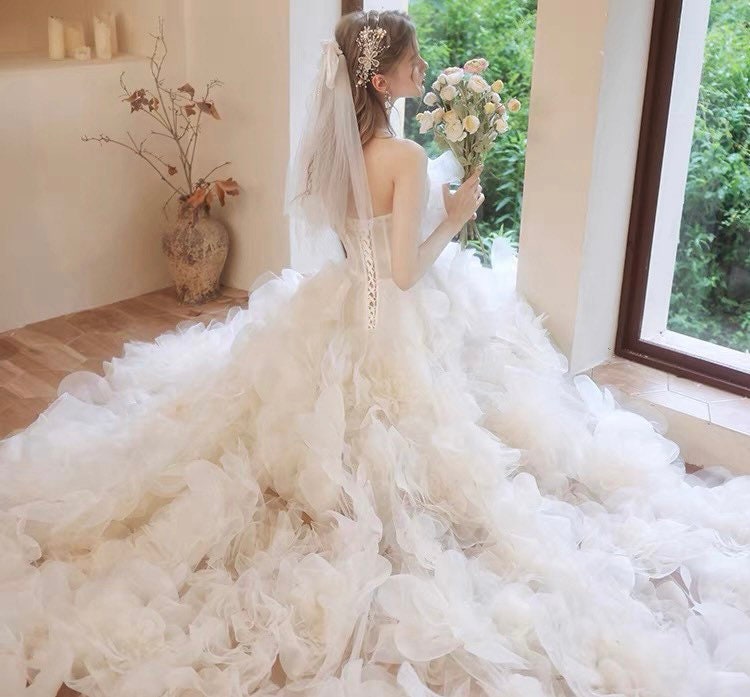 Ivory Tulle Fairytale A-line Floral Wedding Bridal Dress Custom Elegant Prom Party Gown Boho Princess Lolita Classic Romantic.