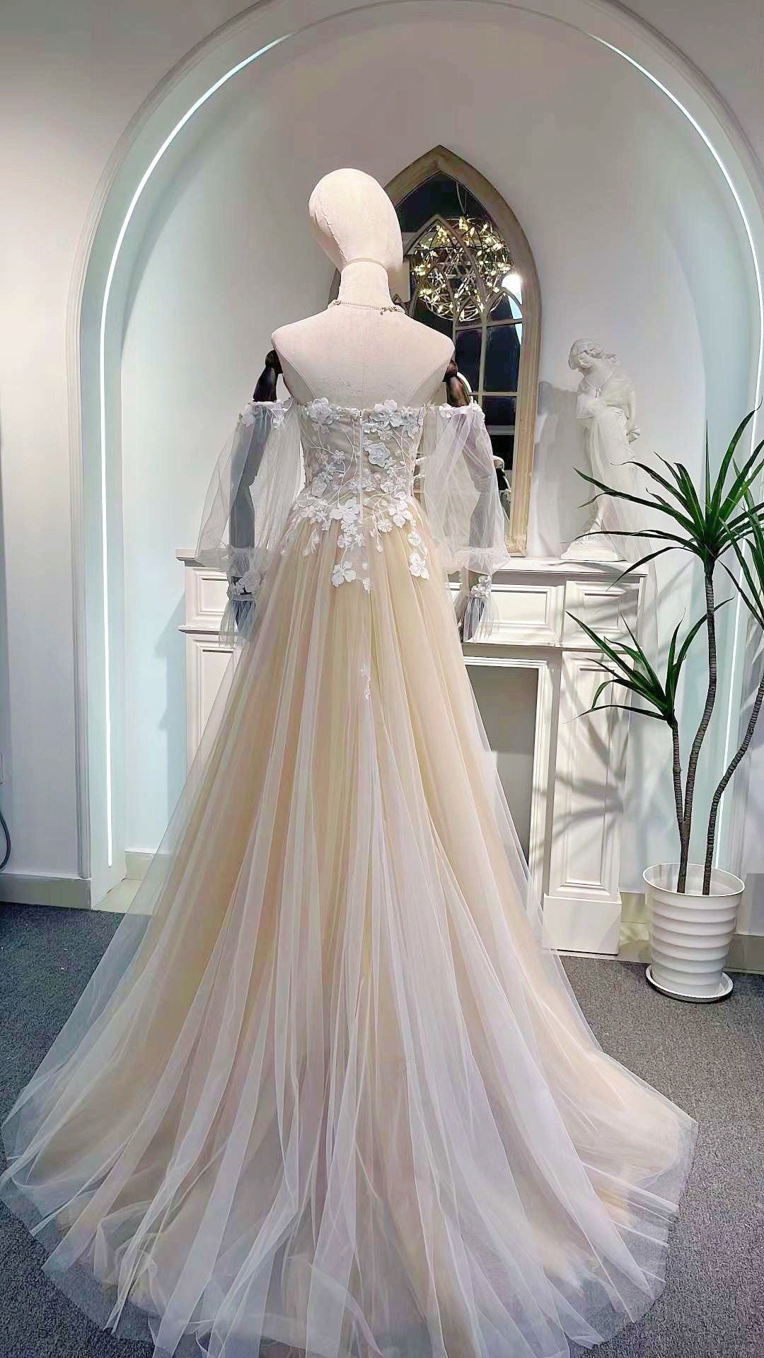 Long Sleeve Fairytale A-line Tulle Wedding Bridal Dress, Custom Off Shoulder Elegant Prom Party Gown, Floral Boho Beach Princess Romantic