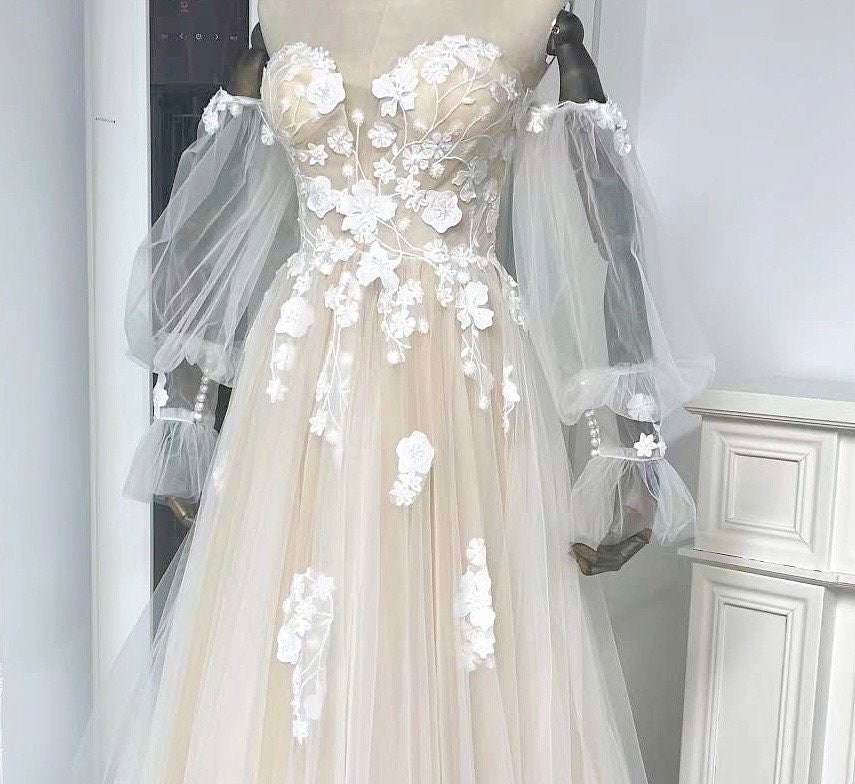 Long Sleeve Fairytale A-line Tulle Wedding Bridal Dress, Custom Off Shoulder Elegant Prom Party Gown, Floral Boho Beach Princess Romantic