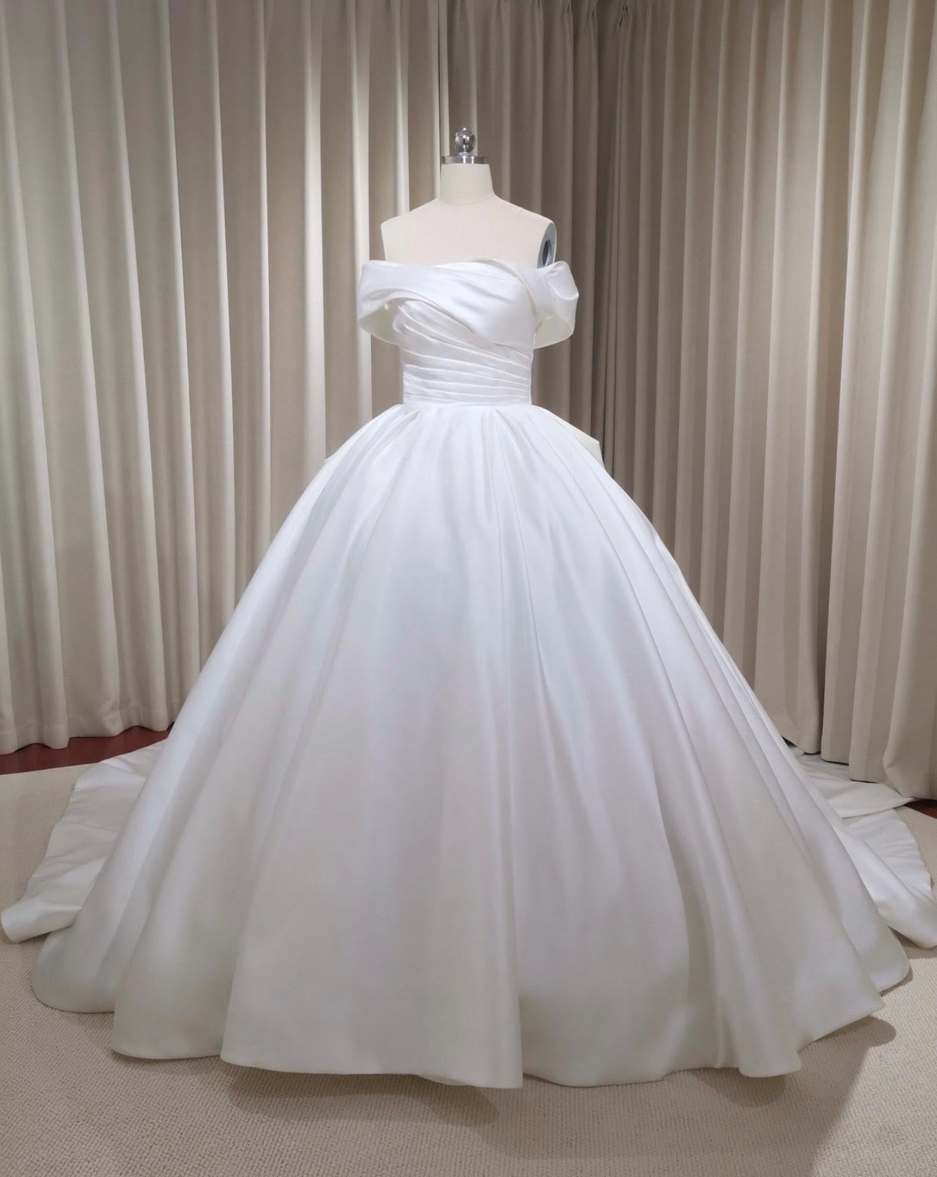 Off the Shoulder Minimalist Satin Corset Bridal Wedding Dress, Custom Prom Party Ball Gown, Romantic Boho Lolita Princess Sweetheart