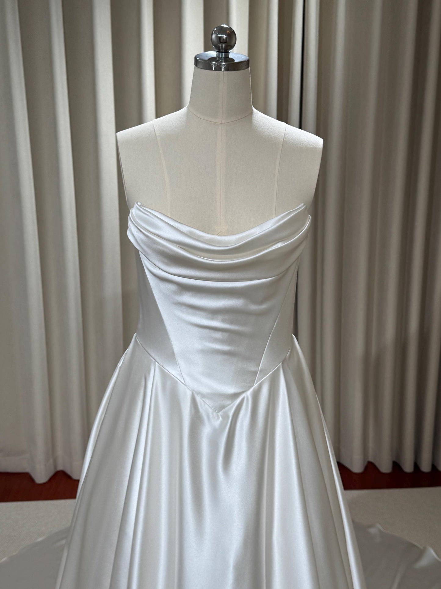 Minimalist Off Shoulder Satin Corset Basque Waist Wedding Dress, Custom Simple Elegant Bridal Gown Classic Style, Courthouse Civil Wedding