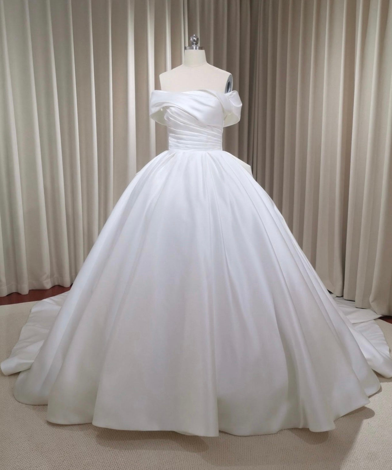 Ballgown Wedding Dress