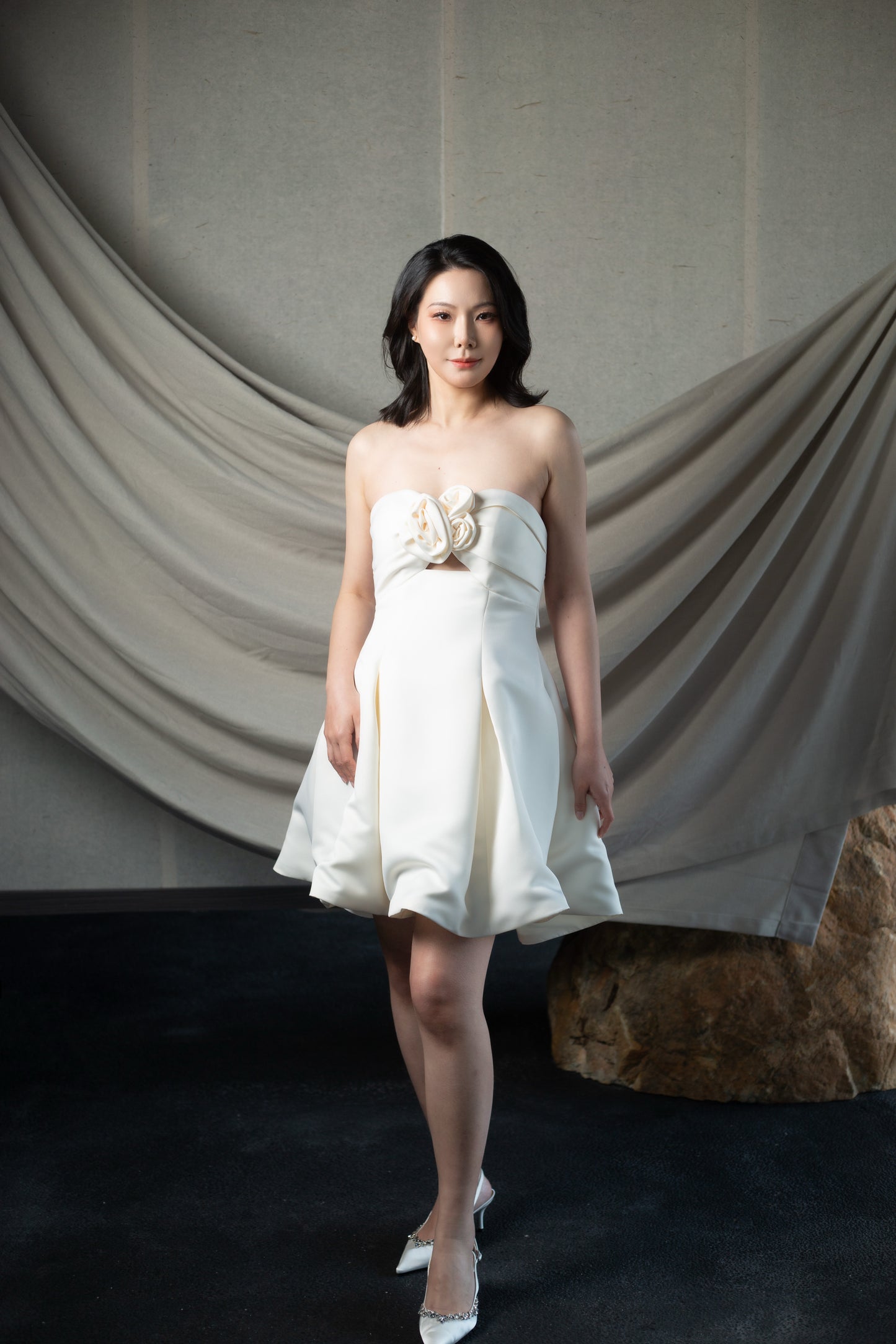 Evelyn | Strapless Satin Short Wedding Dress with 3D Handmade Flower