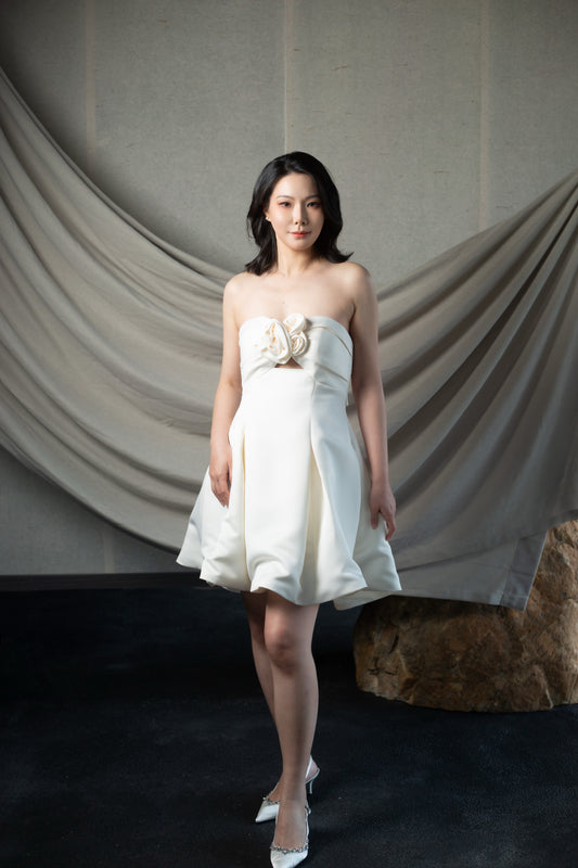 Evelyn | Strapless Satin Short Wedding Dress with 3D Handmade Flower