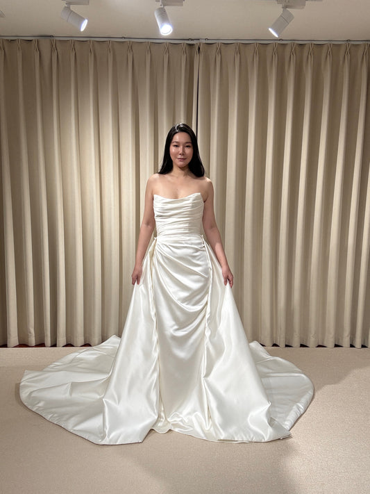 Natiallia | Satin Mermaid Wedding Dress with Detachable Train