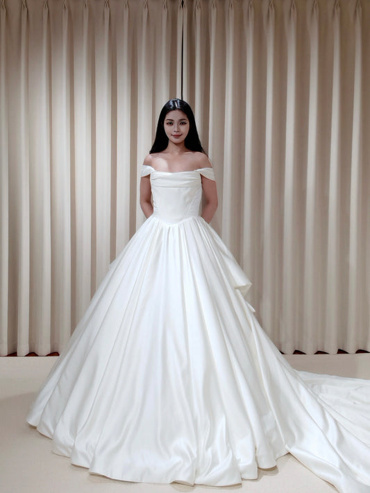 Leah | Satin Corset Ball Gown Wedding Dress with Detachable Sleeves