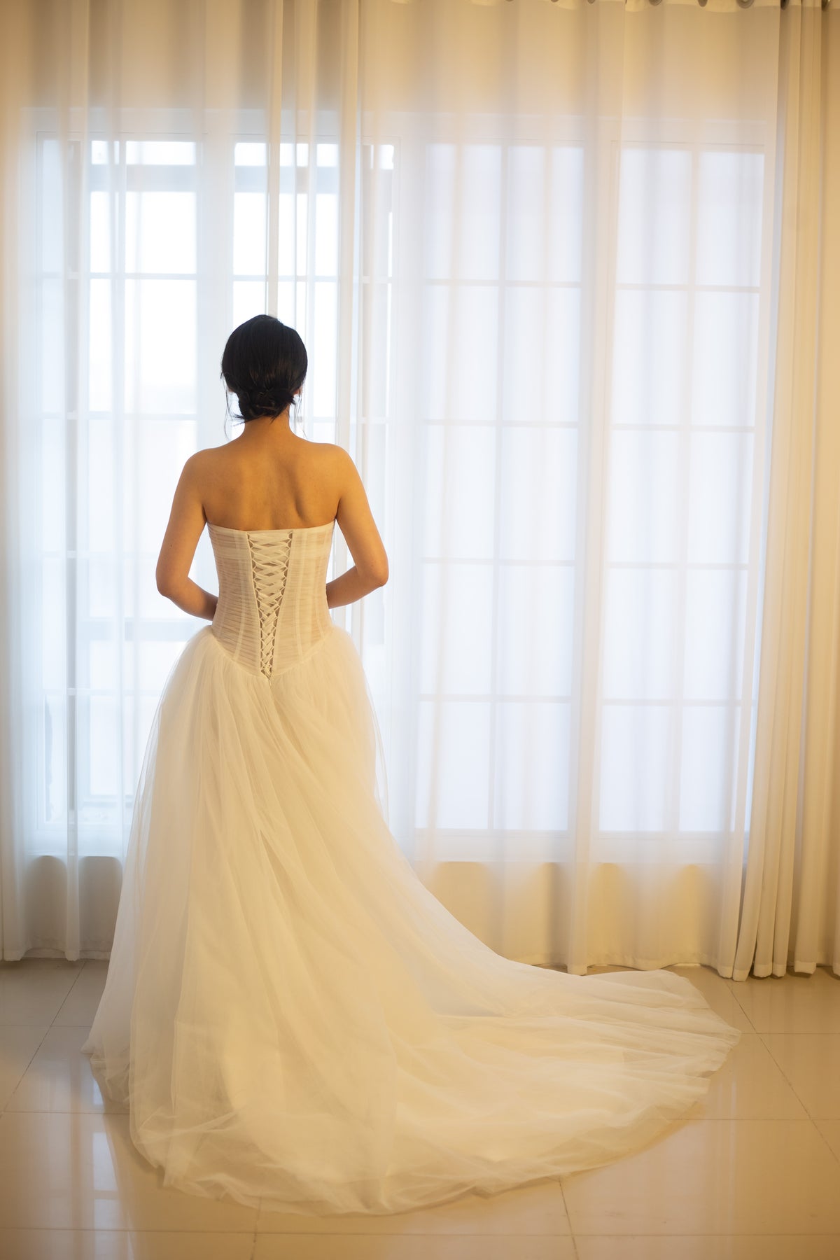 Lydia | Sample dress