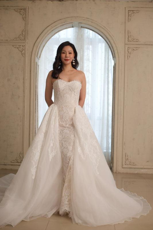 Elysia | Lace Corset Mermaid Dress with Detachable Train