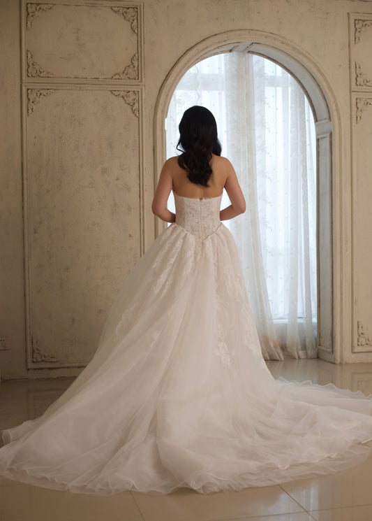 Elysia | Lace Corset Mermaid Dress with Detachable Train