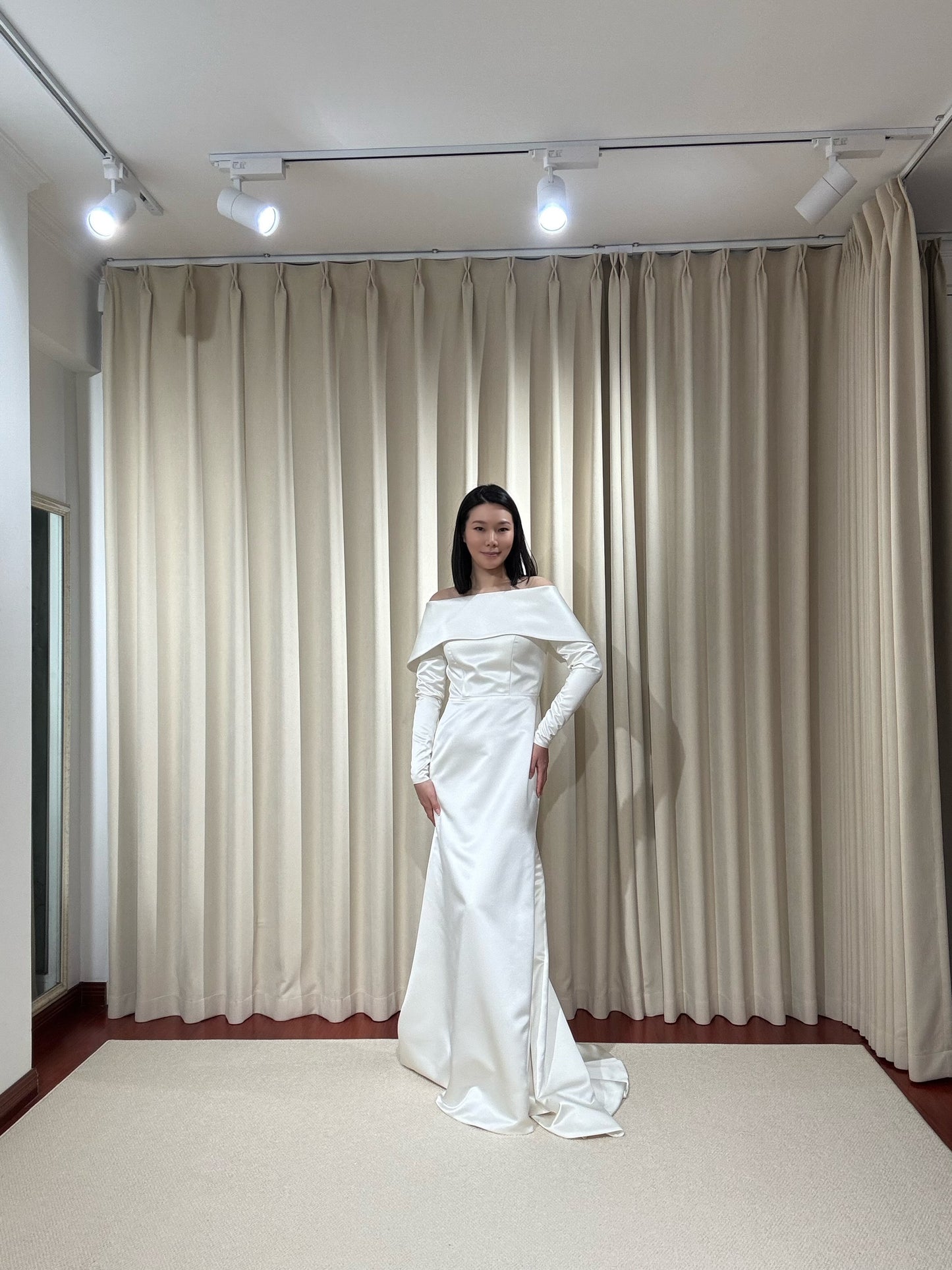 Vittoria | Off the Shoulder Long Sleeve Satin Mermaid Wedding Dress with Detached Train