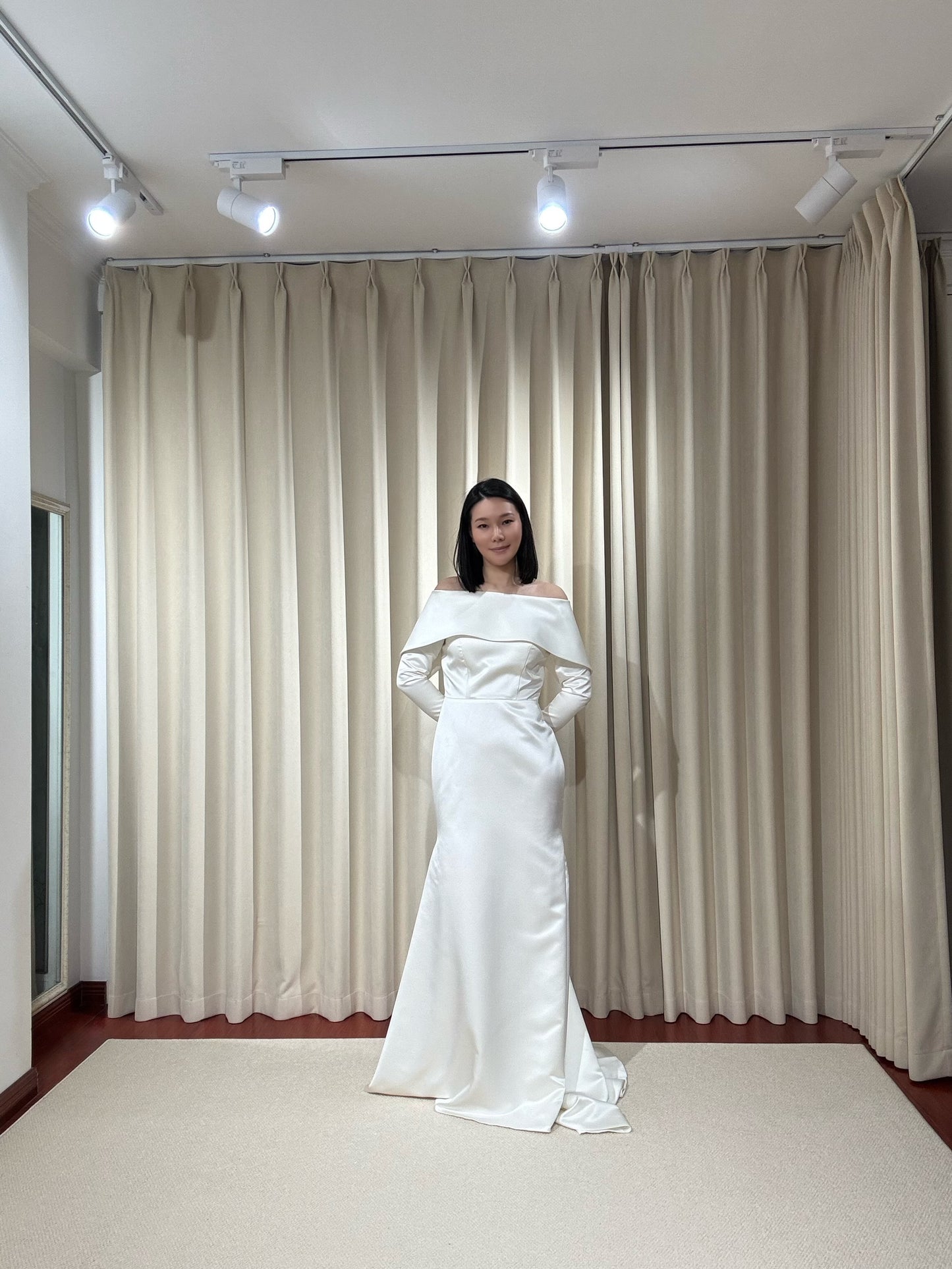 Vittoria | Off the Shoulder Long Sleeve Satin Mermaid Wedding Dress with Detached Train