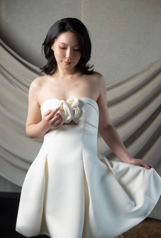 Evelyn | Sample dress