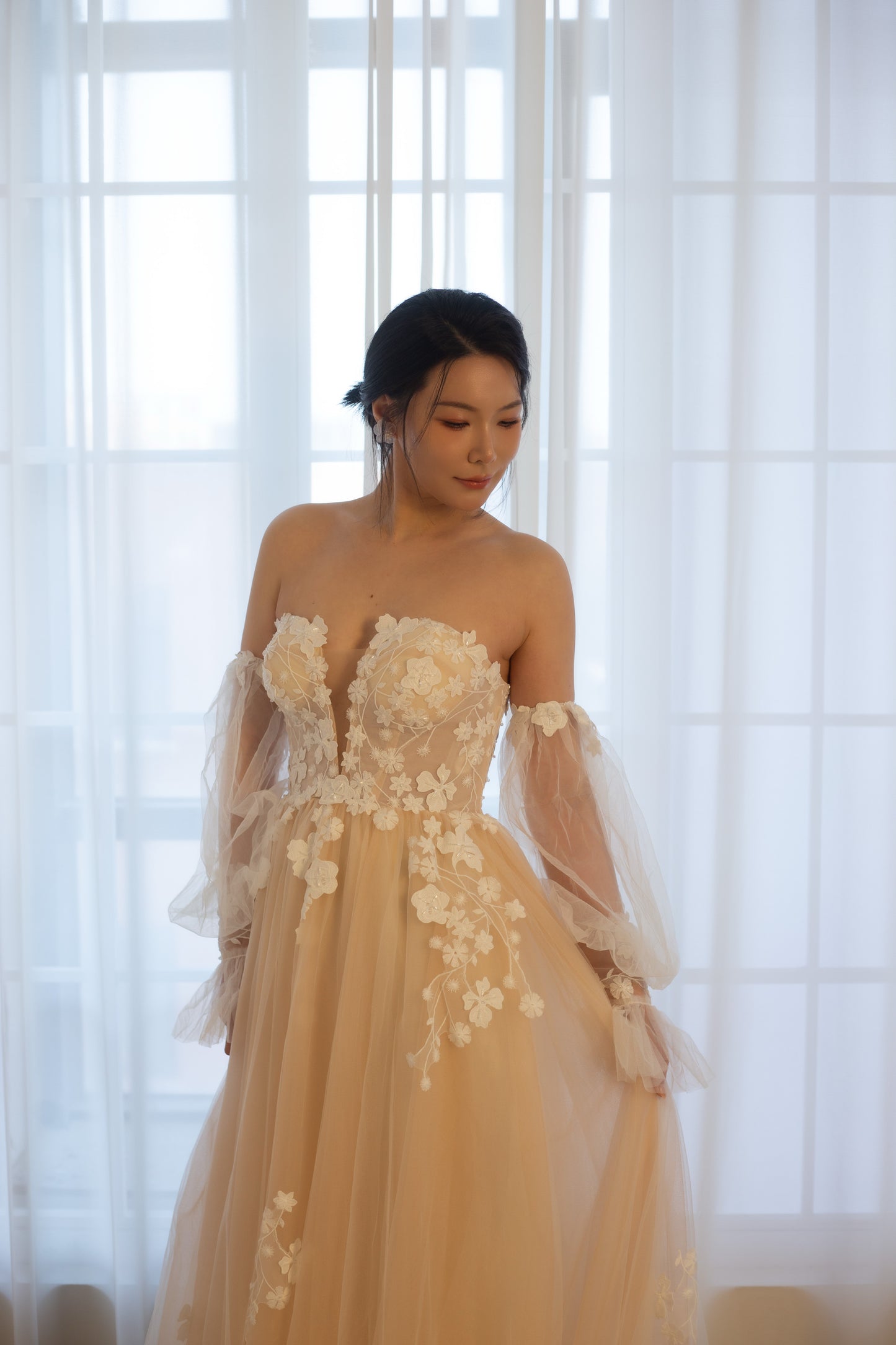 Vanessa | Floral Tulle A-Line Wedding Dress with Detachable Long Sleeves