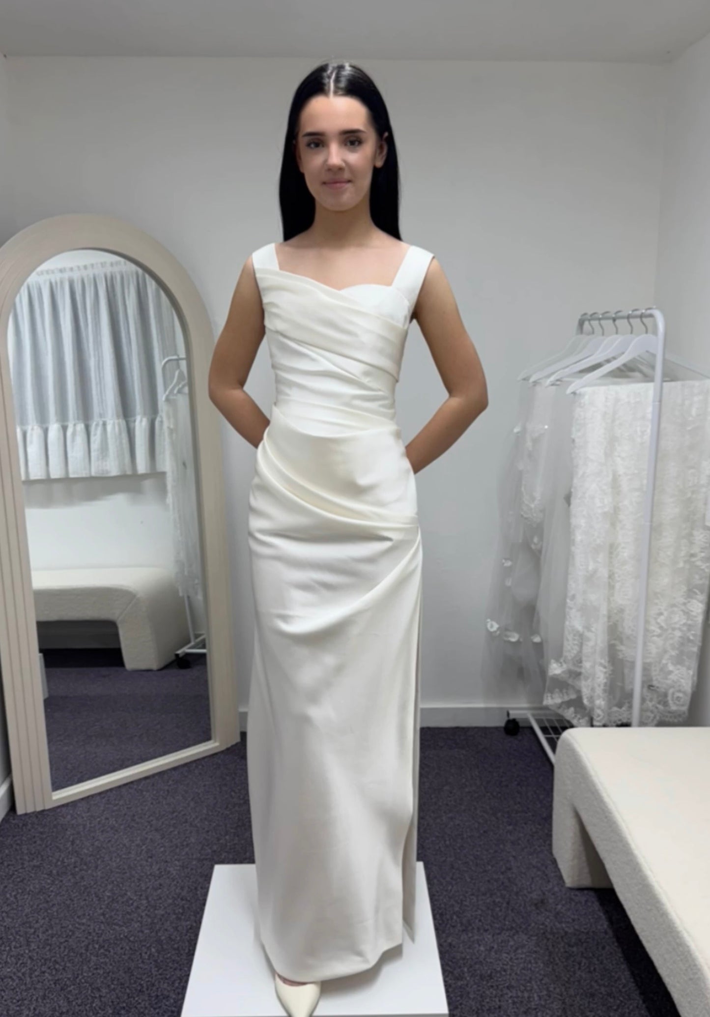 Dorothy | Satin Mermaid Wedding Dress with Shoulder Straps and Detachable Train