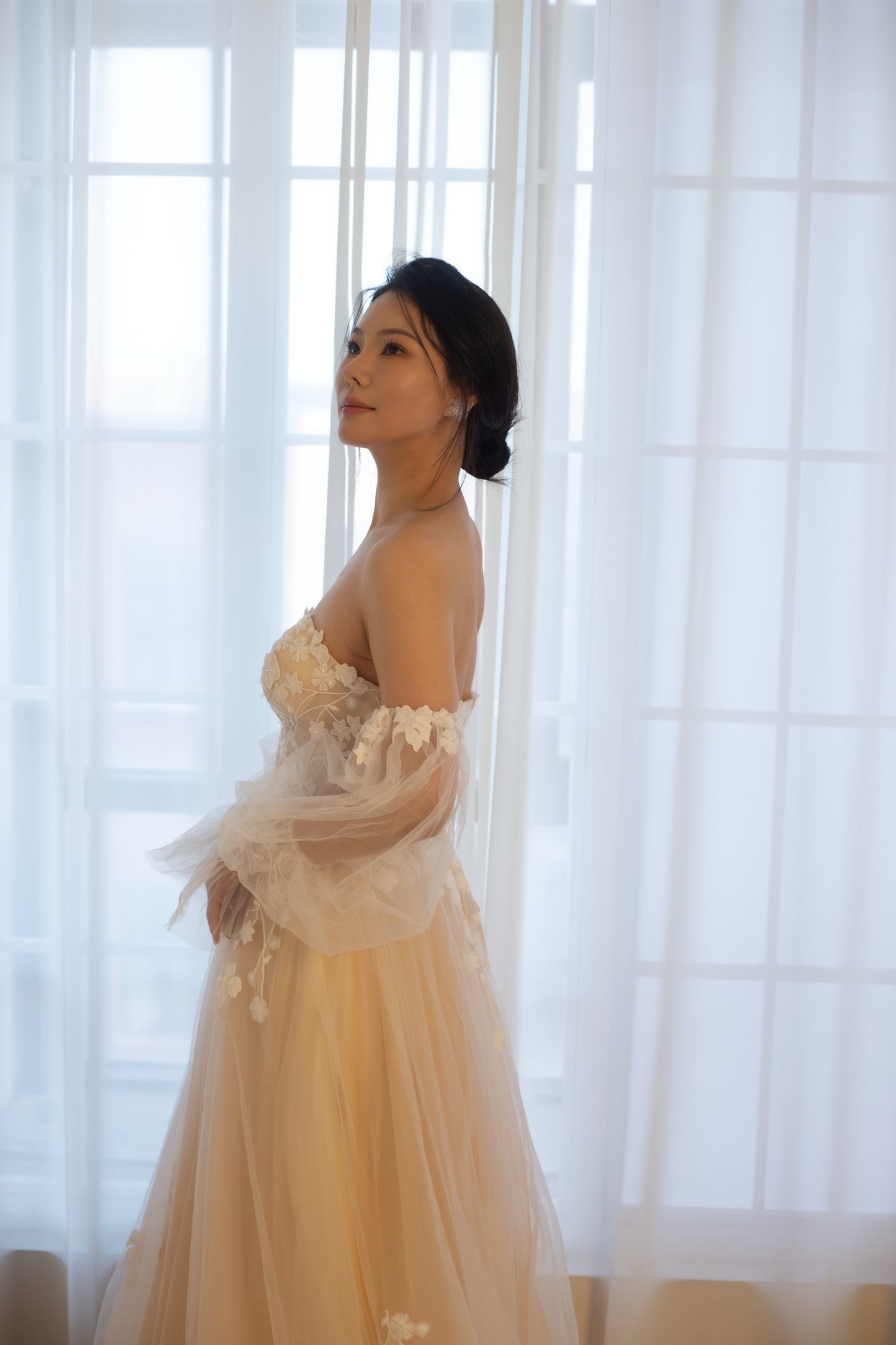 Vanessa | Floral Tulle A-Line Wedding Dress with Detachable Long Sleeves