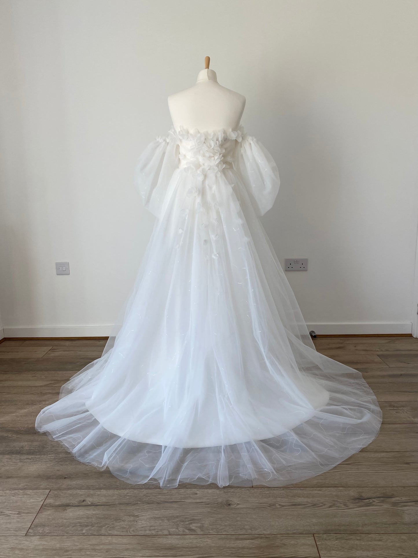 Sample dress, Off the Shoulder Fairy Tulle A-Line Wedding Bridal Dress & Prom Party Ball Gown, Boho Floral Princess Lolita Sweetheart