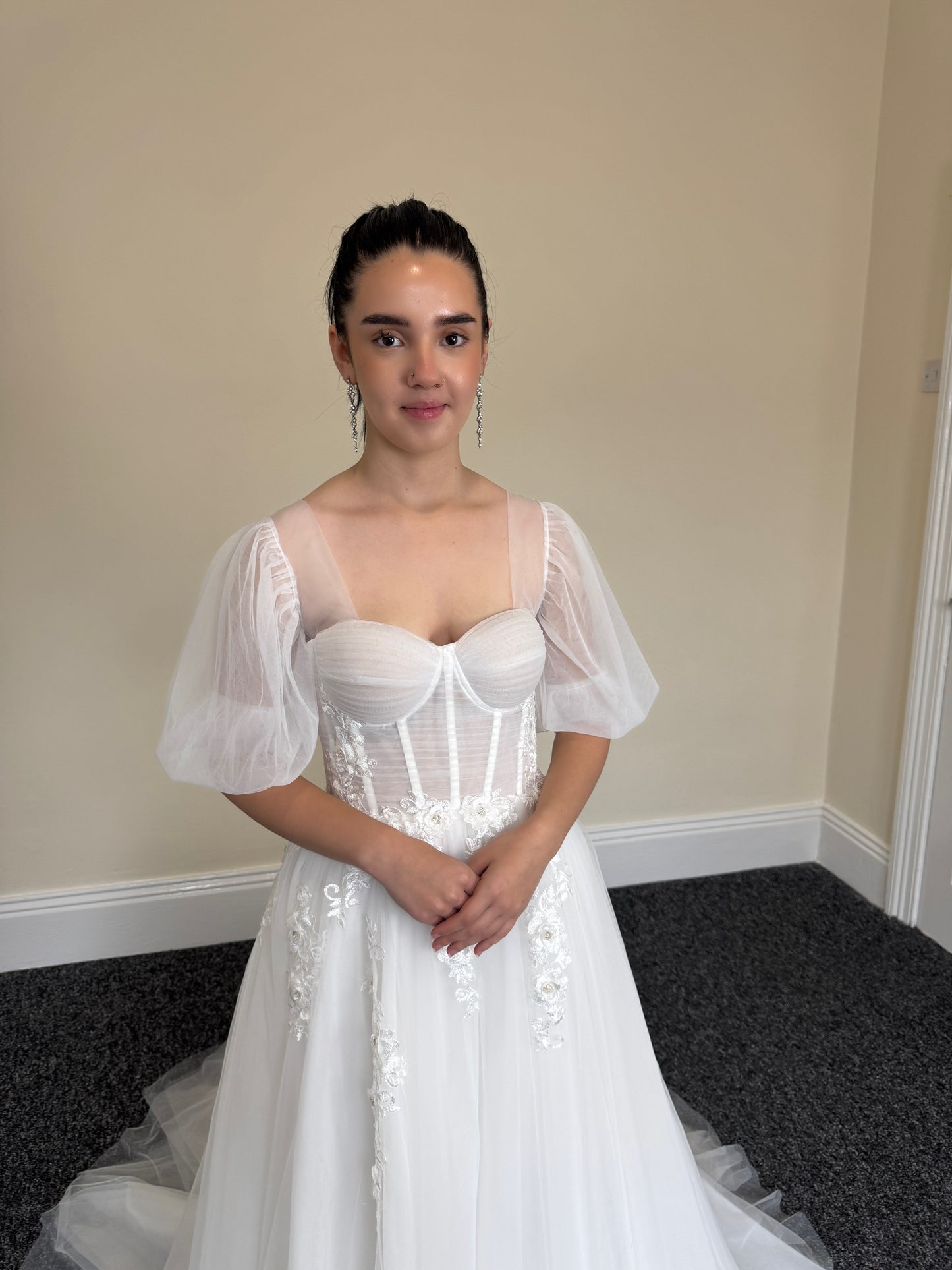Linda | Puff Sleeve A-line Tulle Wedding Dress with Slit
