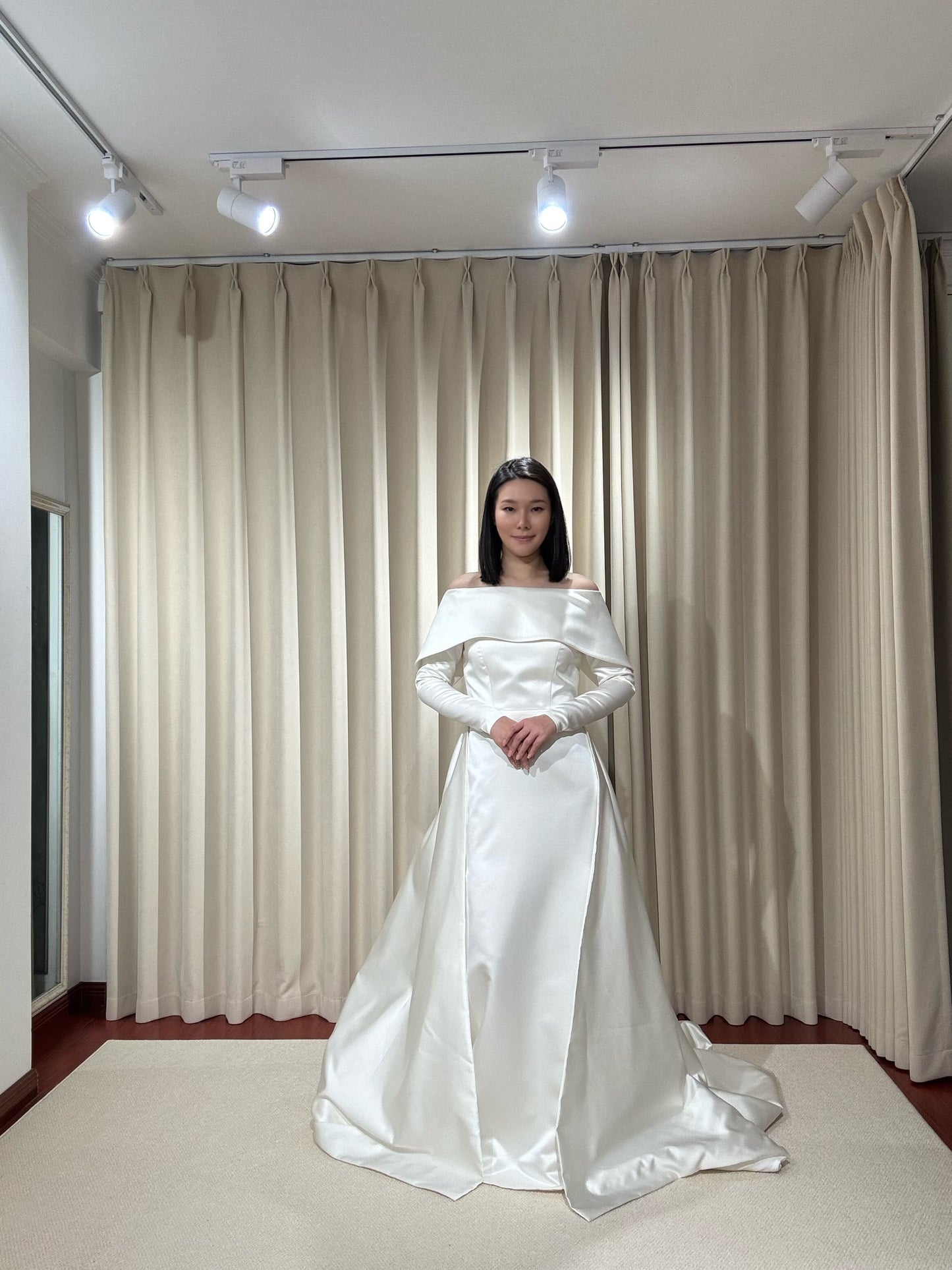 Vittoria | Off the Shoulder Long Sleeve Satin Mermaid Wedding Dress with Detached Train