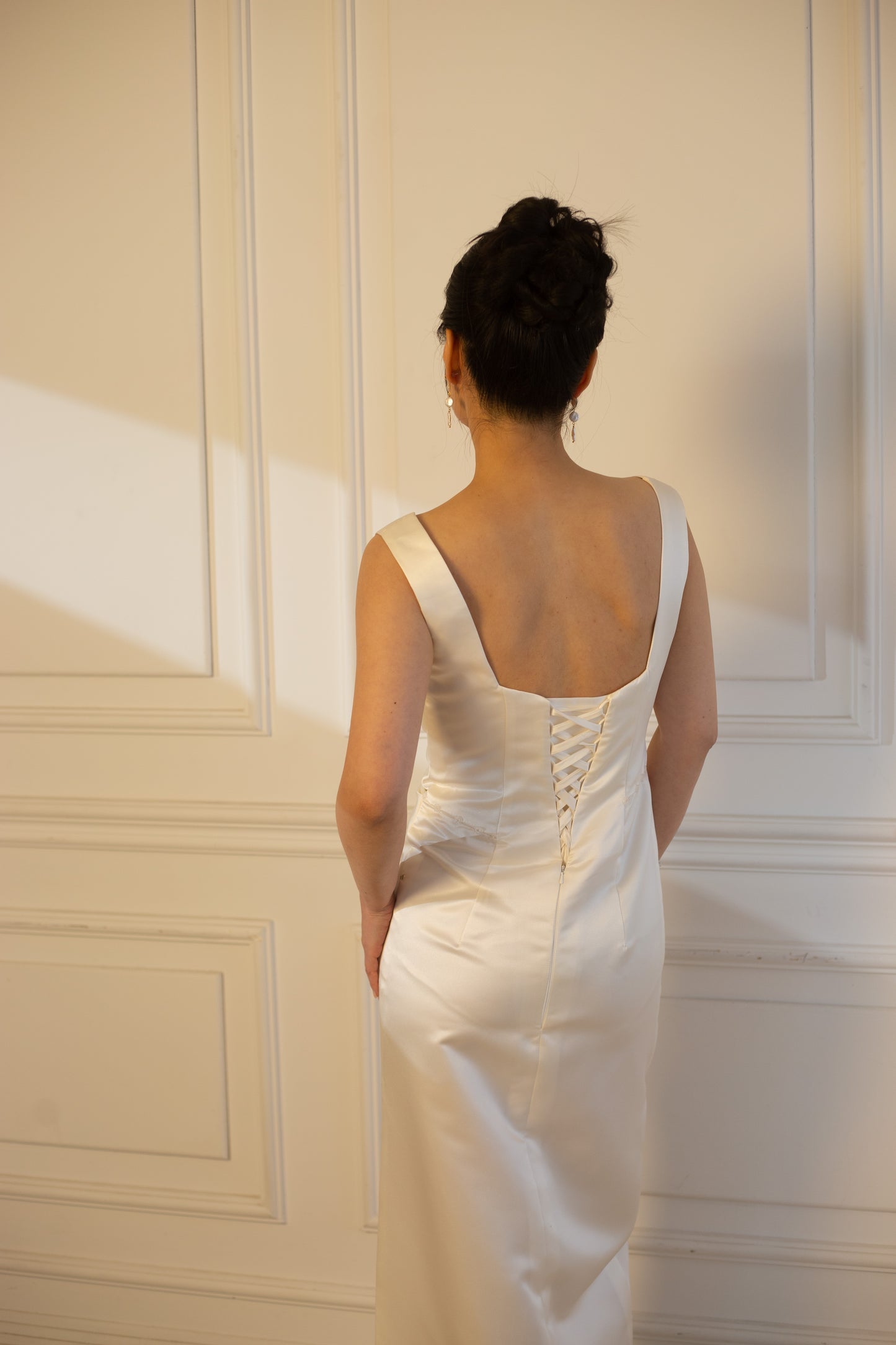 Dorothy | Satin Mermaid Wedding Dress with Shoulder Straps and Detachable Train