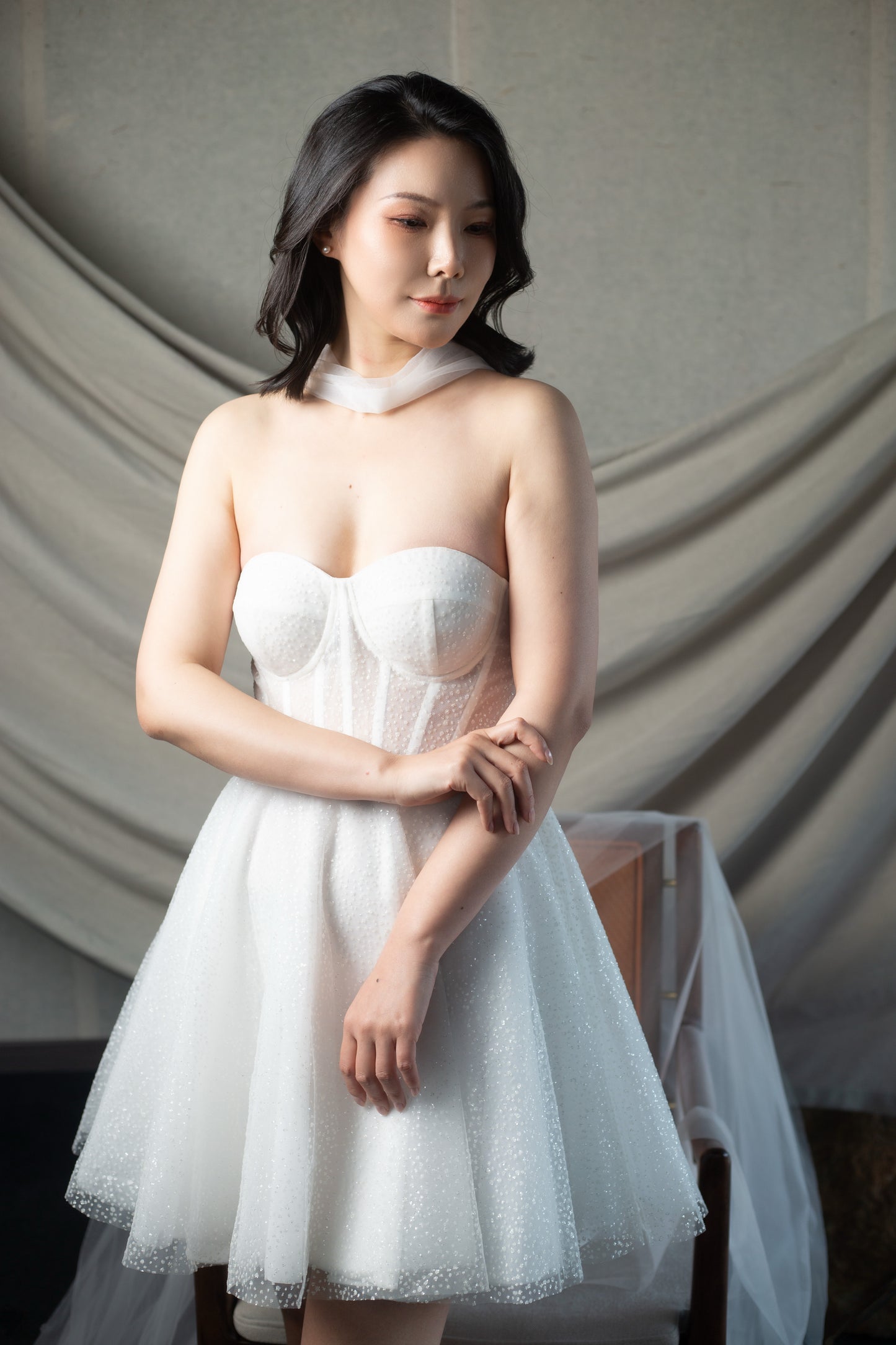 Alice | Sparkle Sequins Corset Short Wedding Dress with Detachable Sleeves