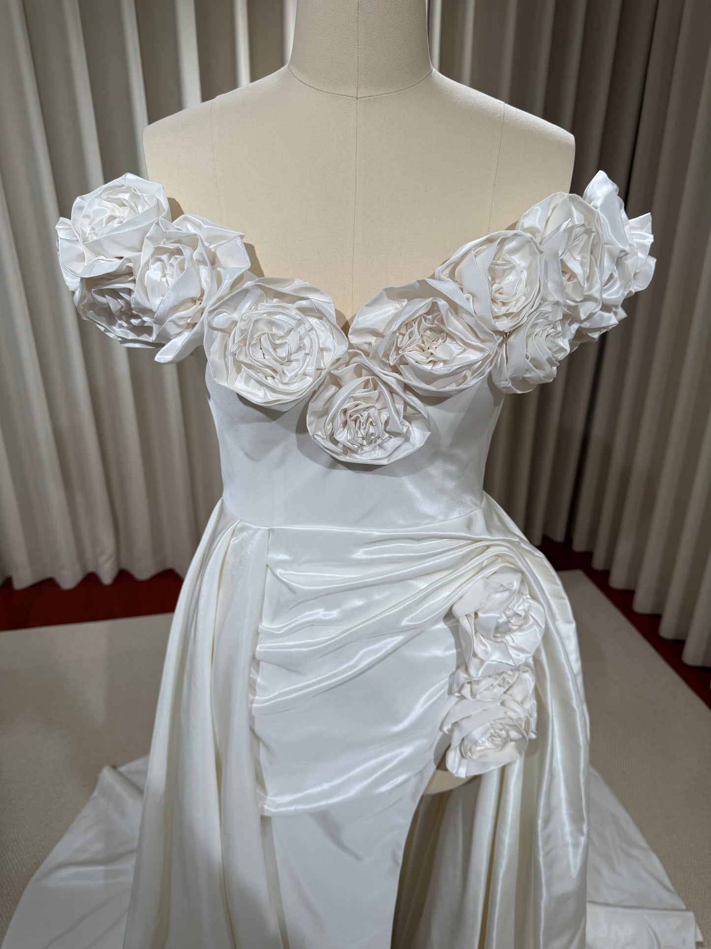 Margott | Off-the-Shoulder Taffeta Wedding Dress with 3D Floral Detail & Front Slit