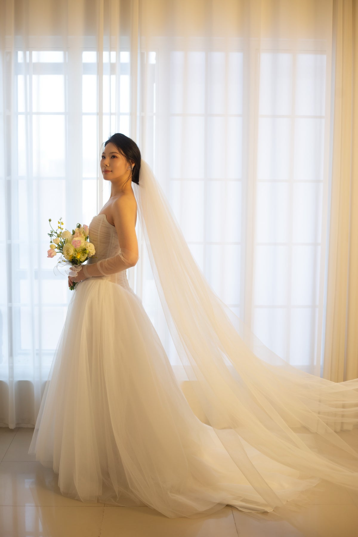 Lydia | Sample dress