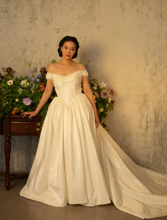 Florence | Sample dress