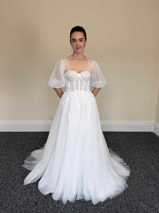 Linda | Sample dress