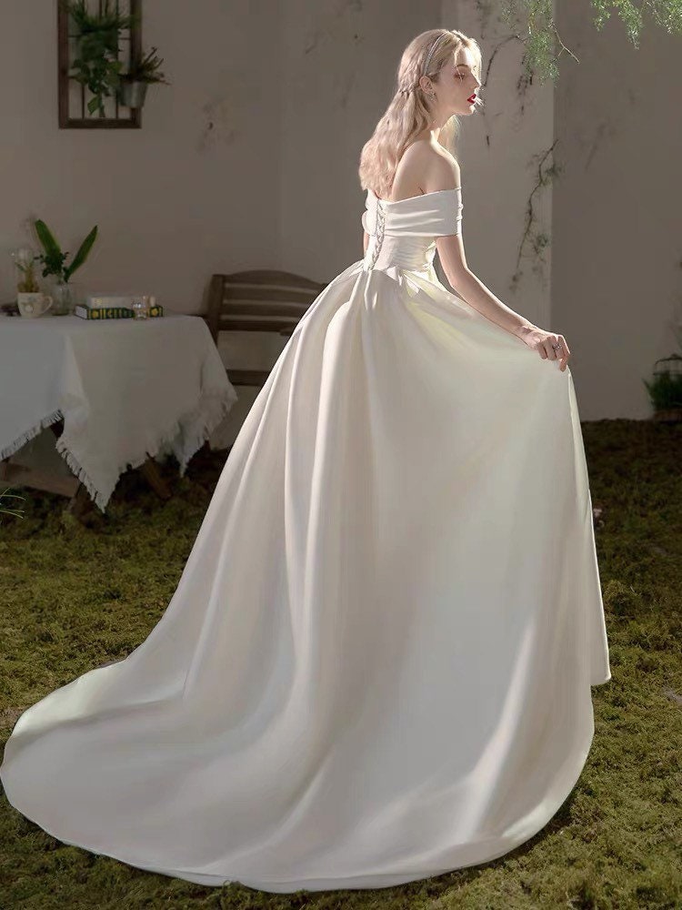 Off the Shoulder Satin A-Line Wedding Bridal Dress & Prom Party Gown, Customizable Boho Elegant Princess Lolita Sweetheart