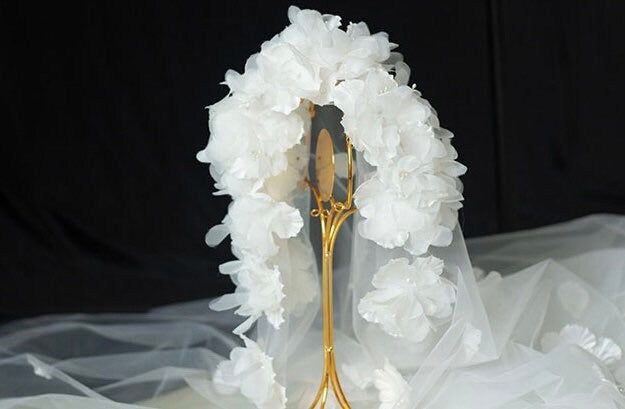 Unique Wedding Bridal Veil with Handmade flowers and pearl, wedding gift for brides.