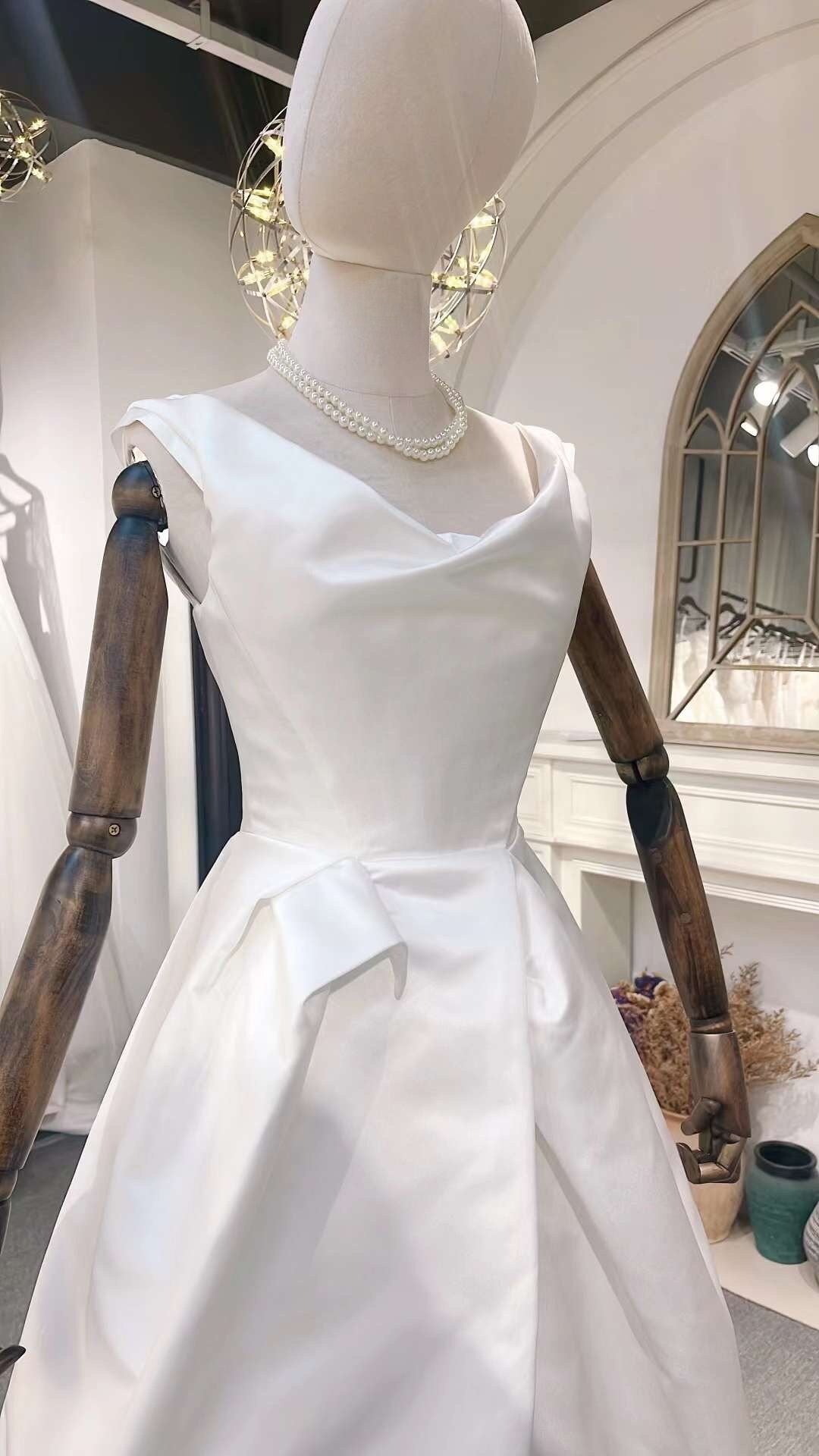2 in 1 satin dress 2 in 1 Wedding Dress Fiorelia With Detachable Skirt US 26