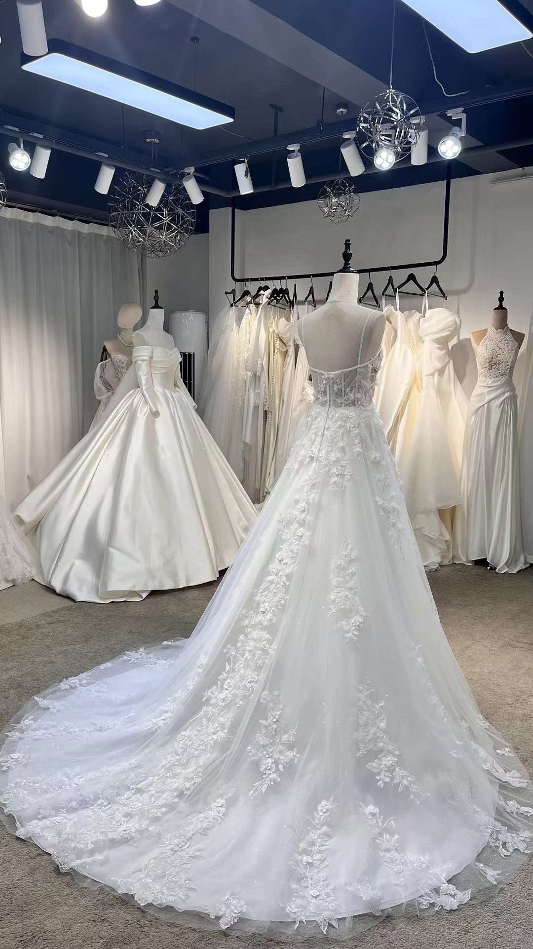 Fairy Floral A-line Lace Wedding Bridal Dress with Straps, Custom Romentic Unique Reception Elopement Dress for Courthouse Civil Wedding