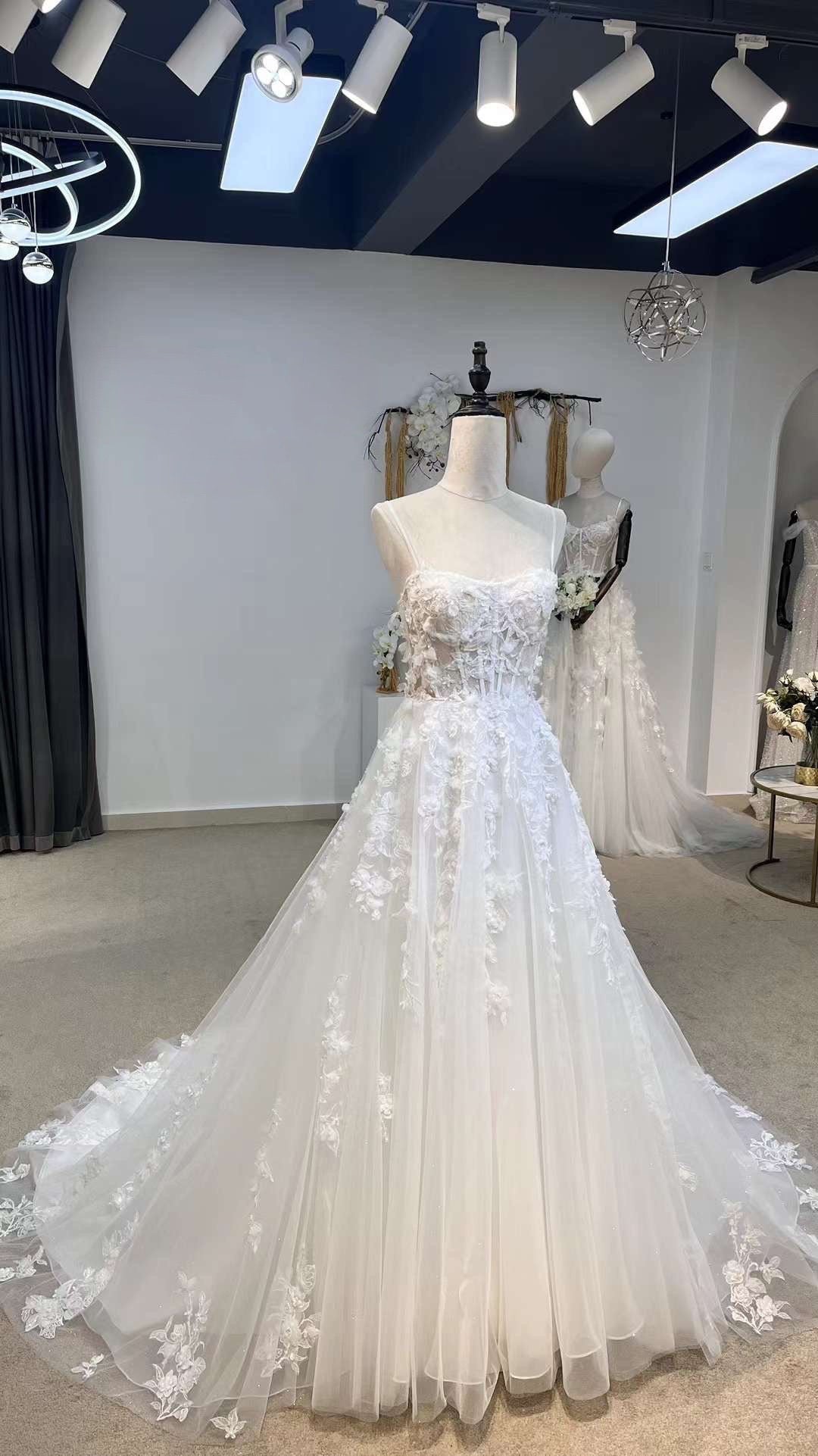 Fairy Floral A-line Lace Wedding Bridal Dress with Straps, Custom Romentic Unique Reception Elopement Dress for Courthouse Civil Wedding