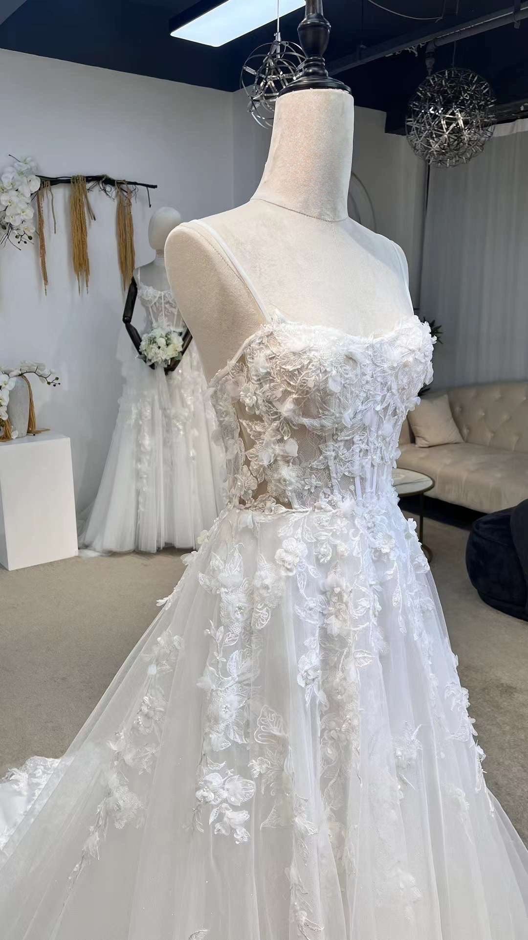 Fairy Floral A-line Lace Wedding Bridal Dress with Straps, Custom Romentic Unique Reception Elopement Dress for Courthouse Civil Wedding