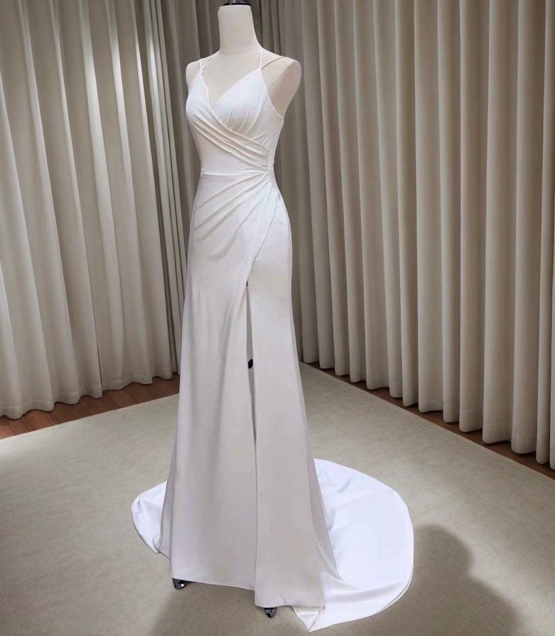 Minimalist satin courthouse wedding bridal dress with slit, second wed Shindig Threads Minimalist satin courthouse wedding bridal dress with slit, second wed Shindig Threads