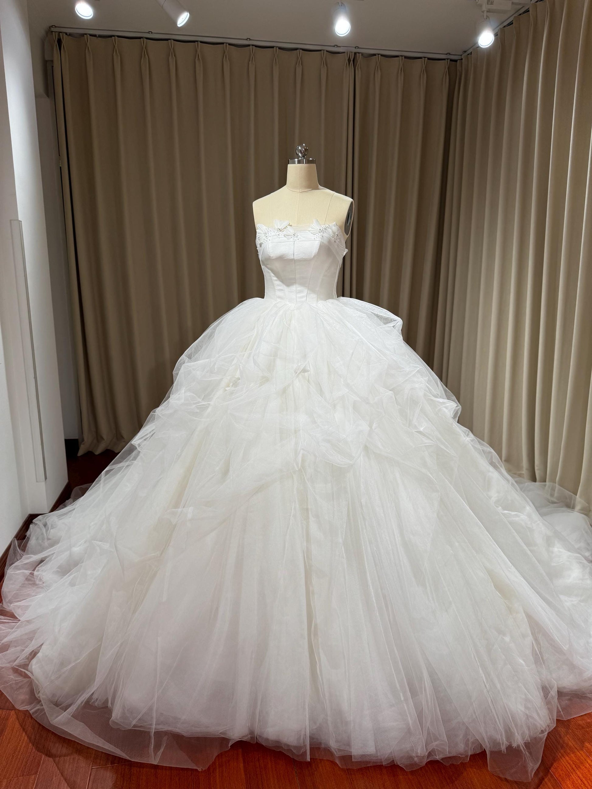 satin and pearl wedding dress 15660