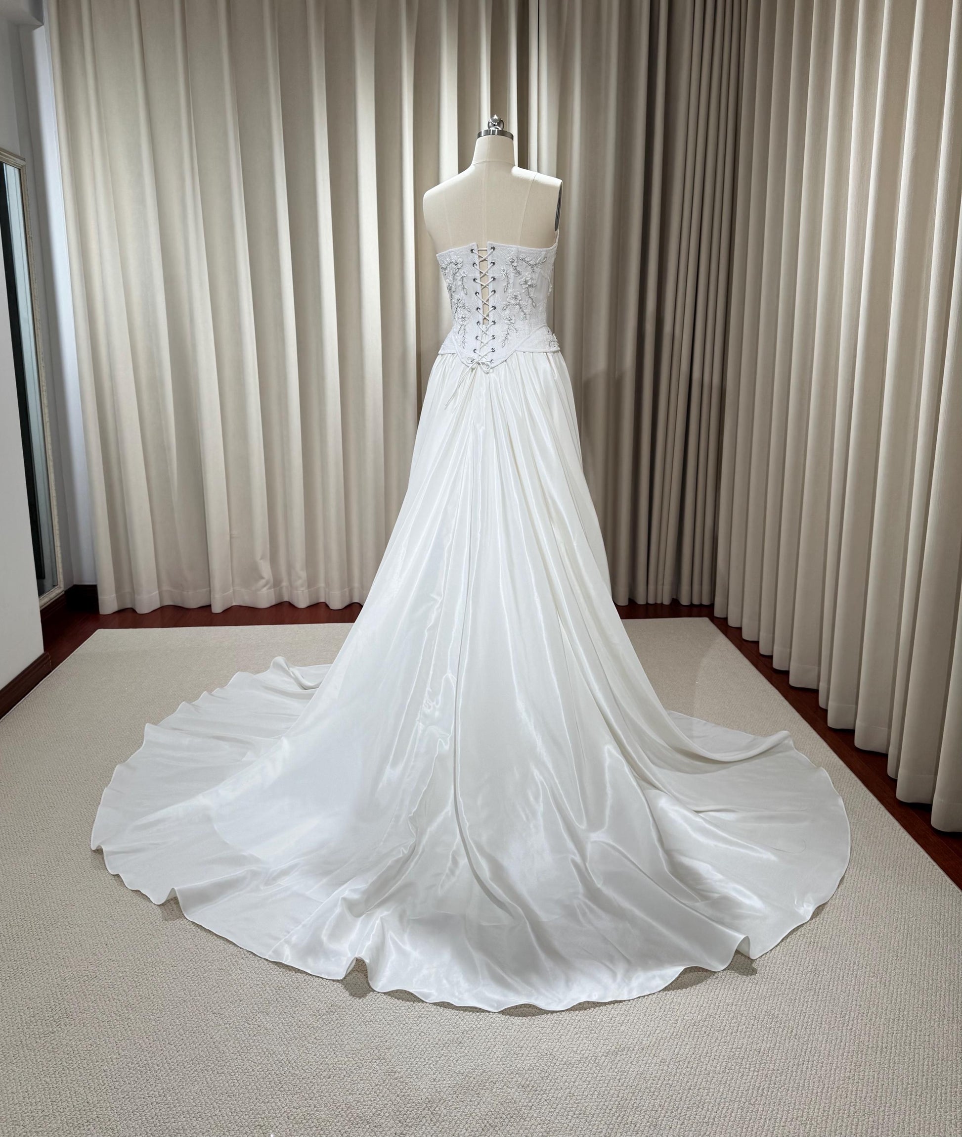 Two-piece Hand Embroidery Corset Top with Taffeta Skirt Wedding Dress, Custom Modest Courthouse Civil Wedding Vintage Victoria Ball Gown