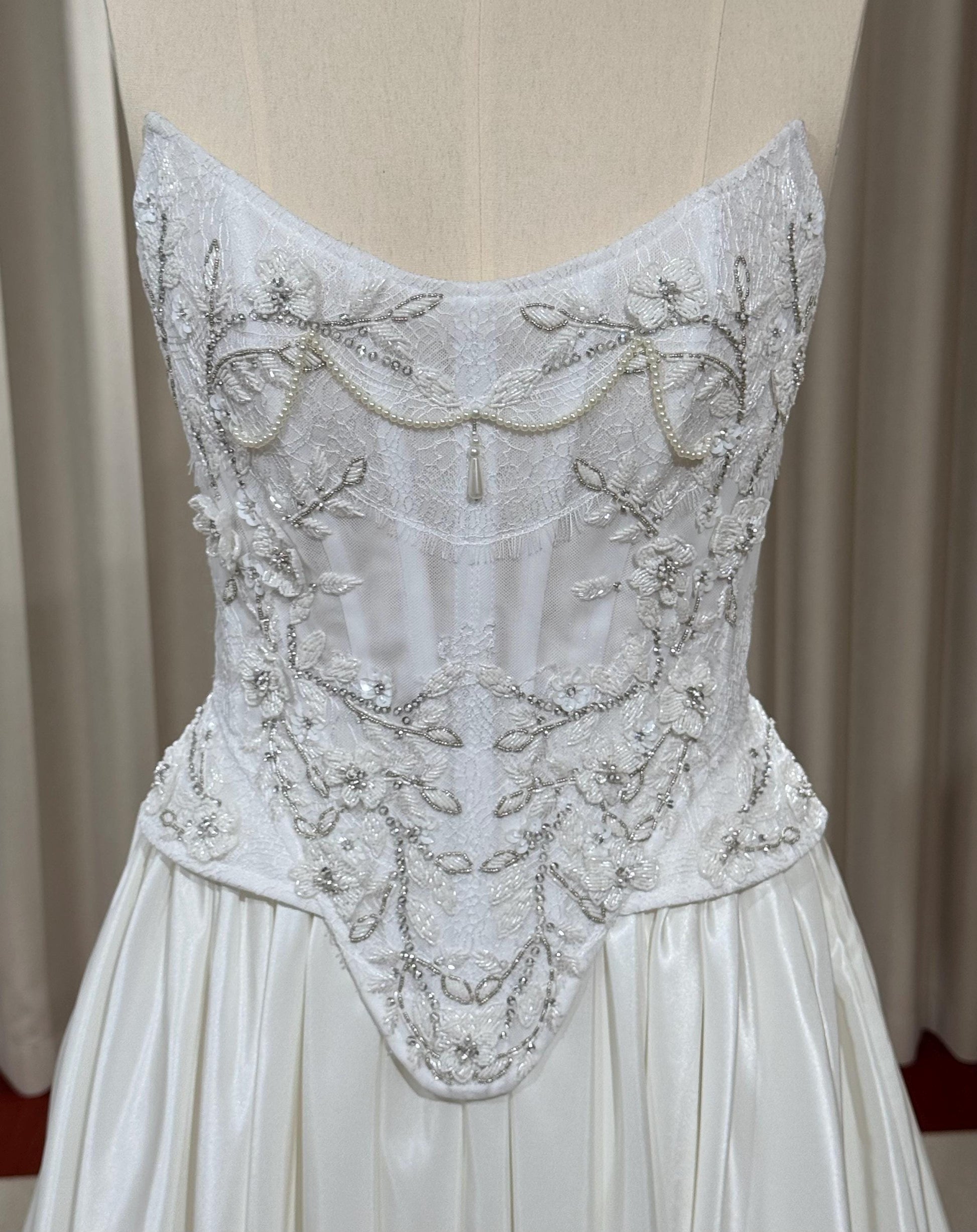 Two-piece Hand Embroidery Corset Top with Taffeta Skirt Wedding Dress, Custom Modest Courthouse Civil Wedding Vintage Victoria Ball Gown