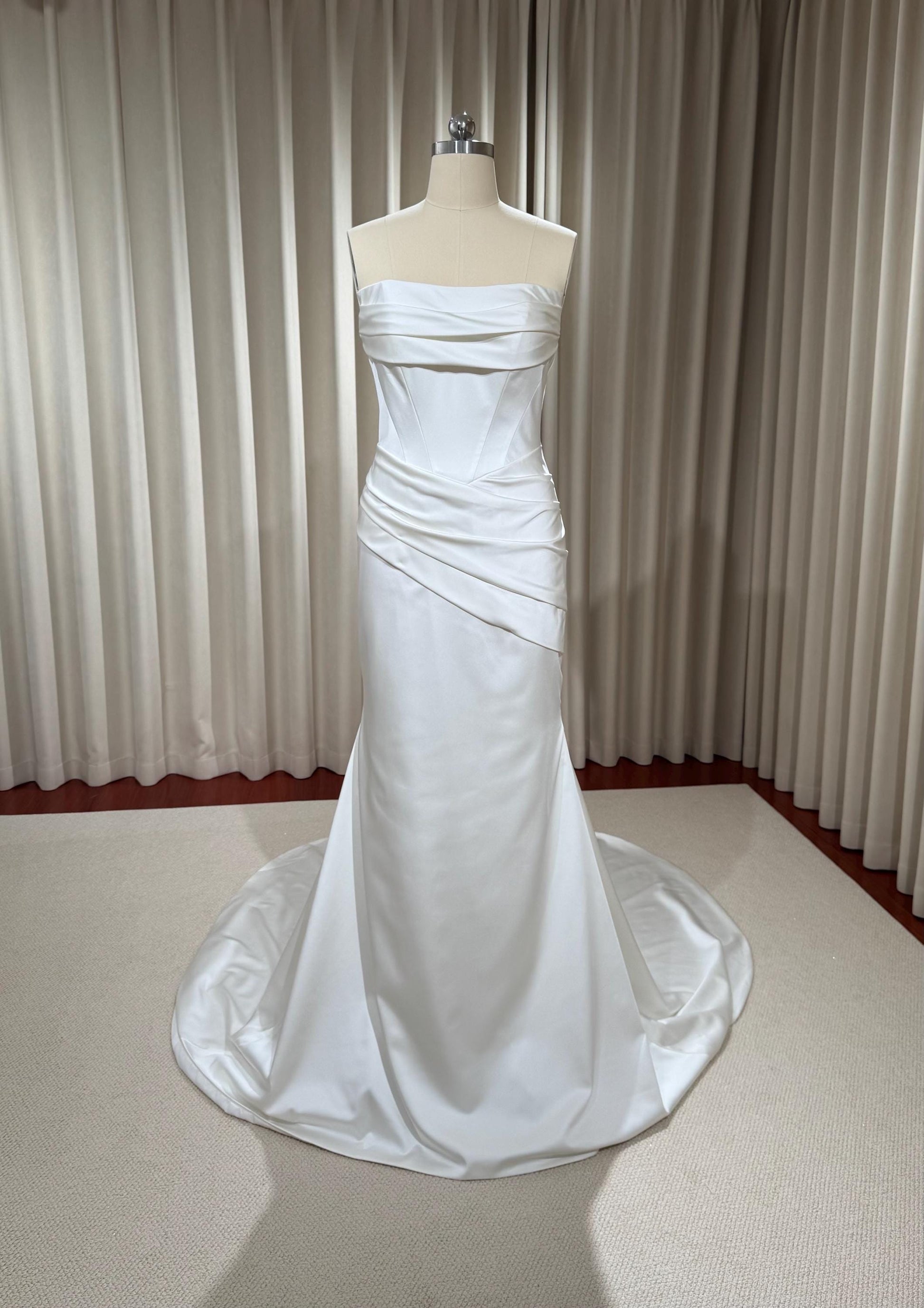 Minimalist Satin Corset Wedding Bridal Dress, Custom Simple Modest Reception Elopement Dress for Bride, Unique Courthouse Civil Wedding Gown