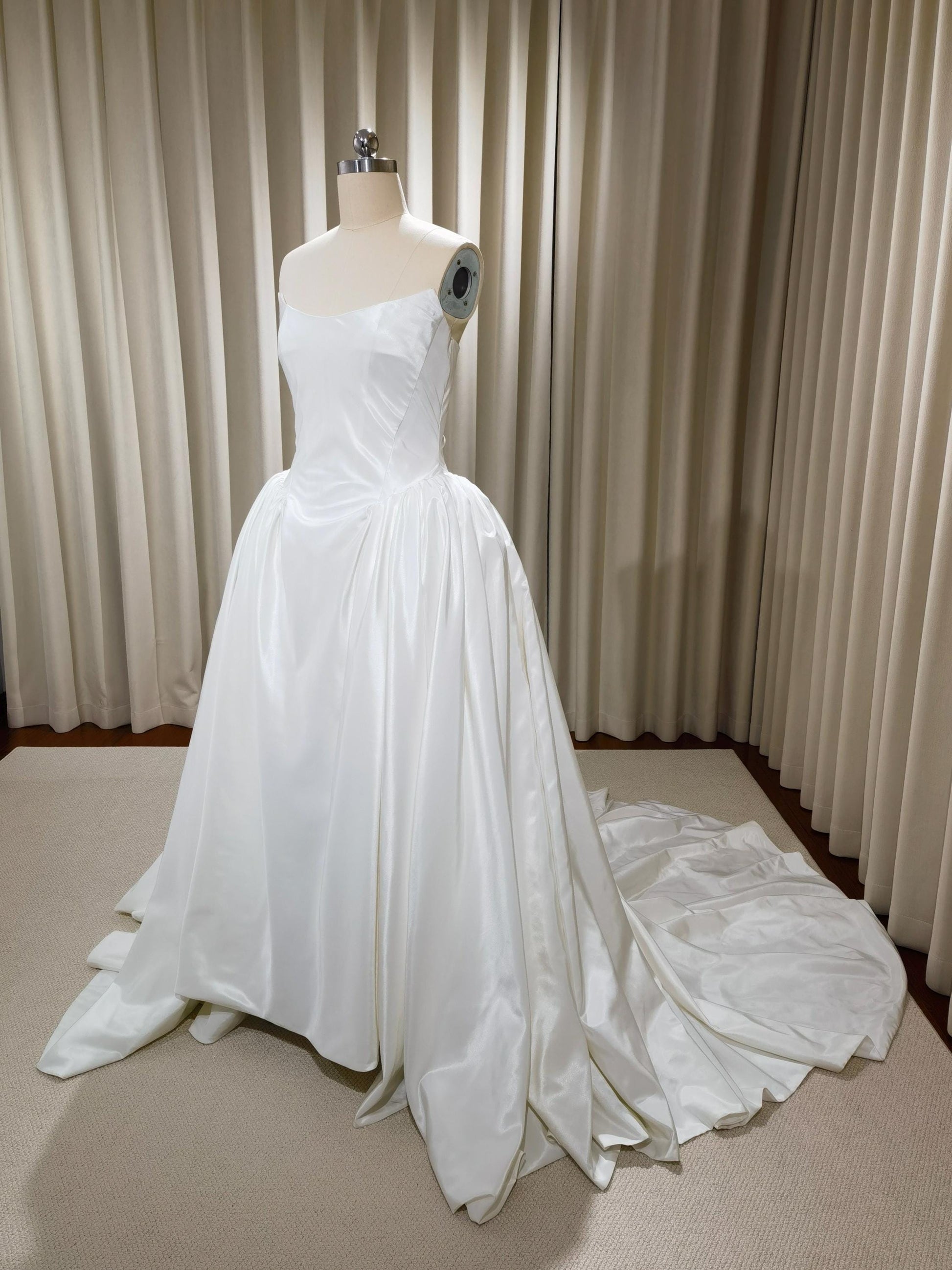 satin taffeta wedding dress A-line Strapless Taffeta Corset Wedding Dress with Sculpted Skirt Chapel train MADE TO MEASURE / Taffeta