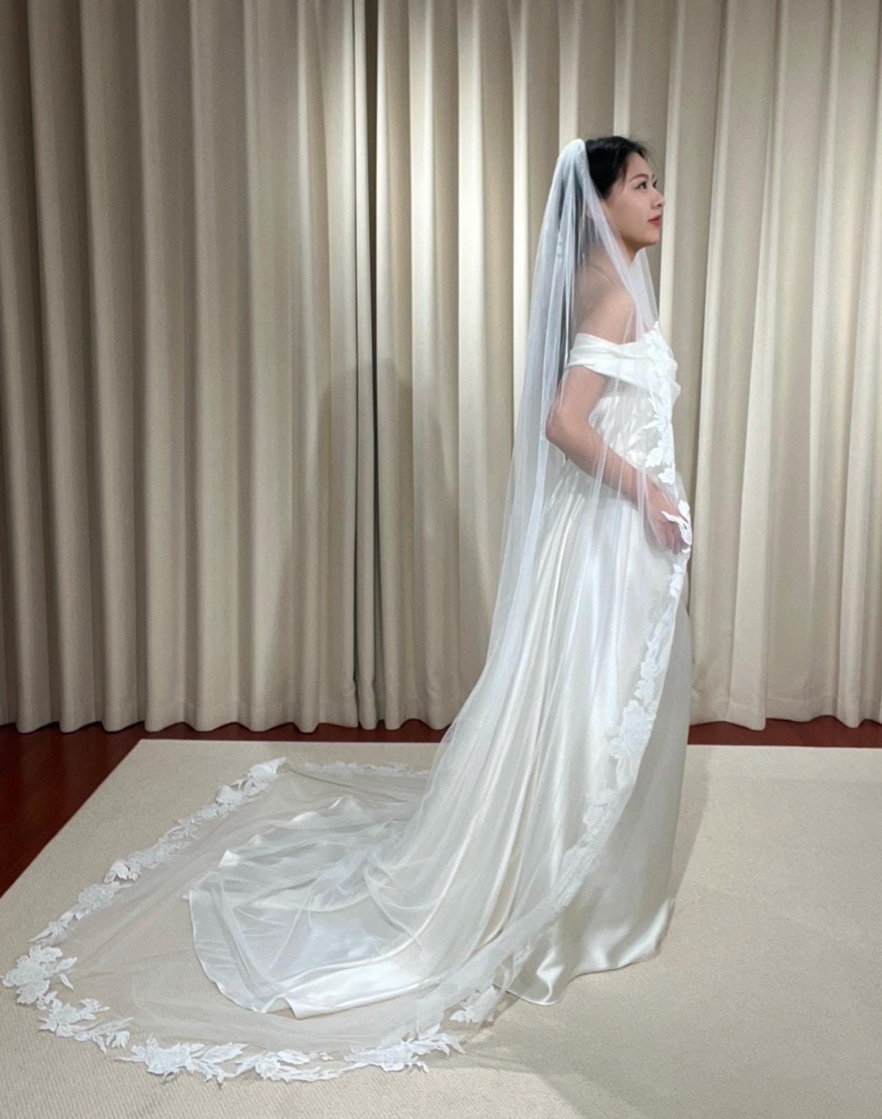 1 Tier Lace Trim Wedding Veil