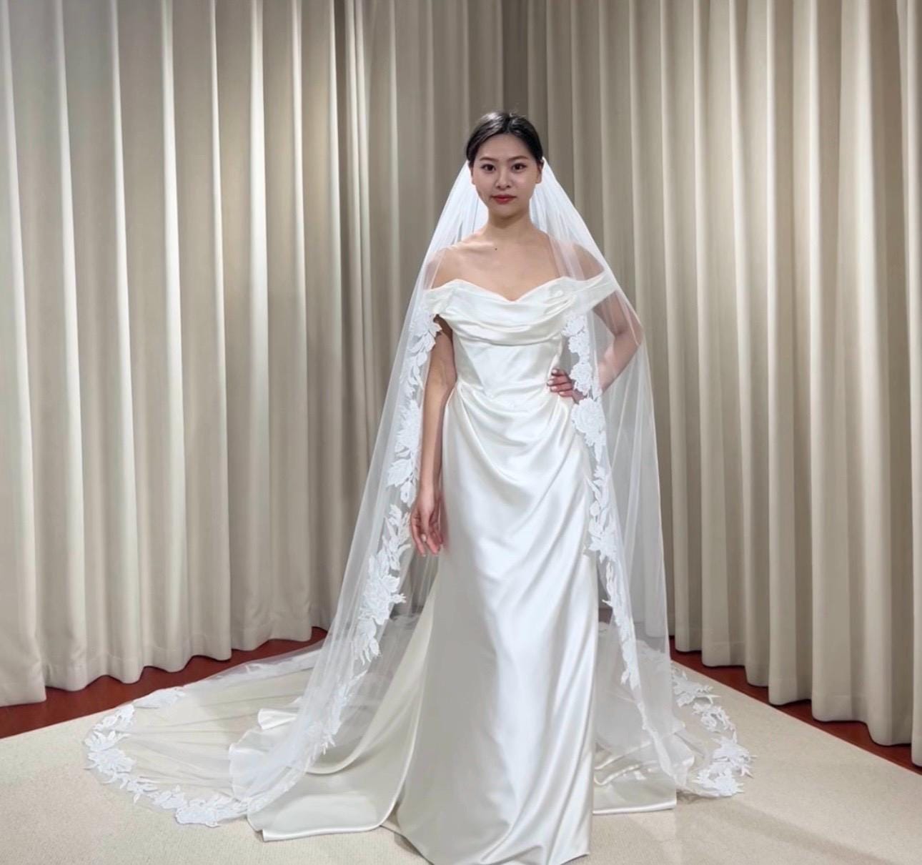 1 Tier Lace Trim Wedding Veil