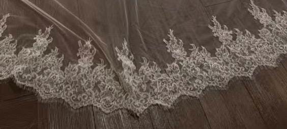 2 Tier Lace Trim Wedding Veil