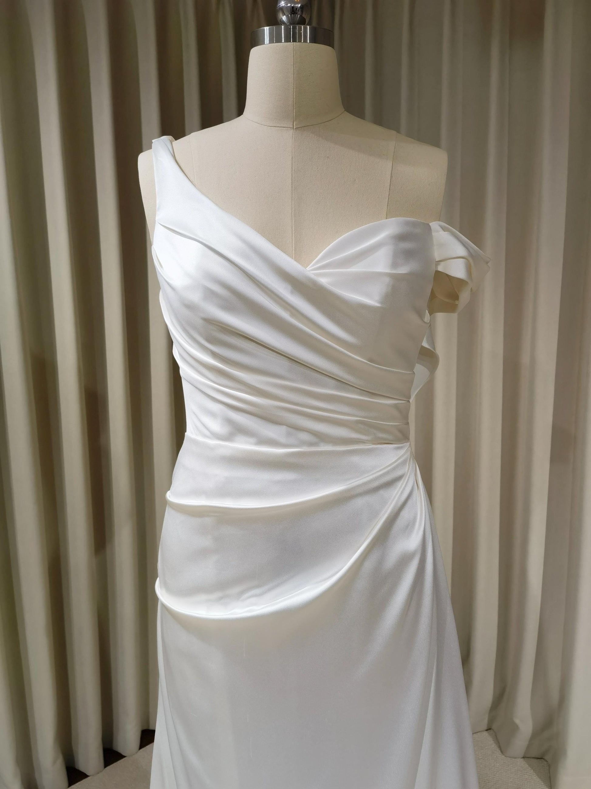 Minimalist One Shoulder Satin Corset Mermaid Wedding Dress | Josie
