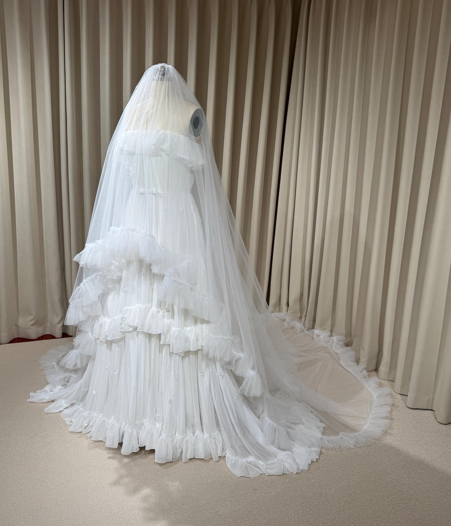 2 Tier Soft Tulle Wedding Veil with Ruffled Edge