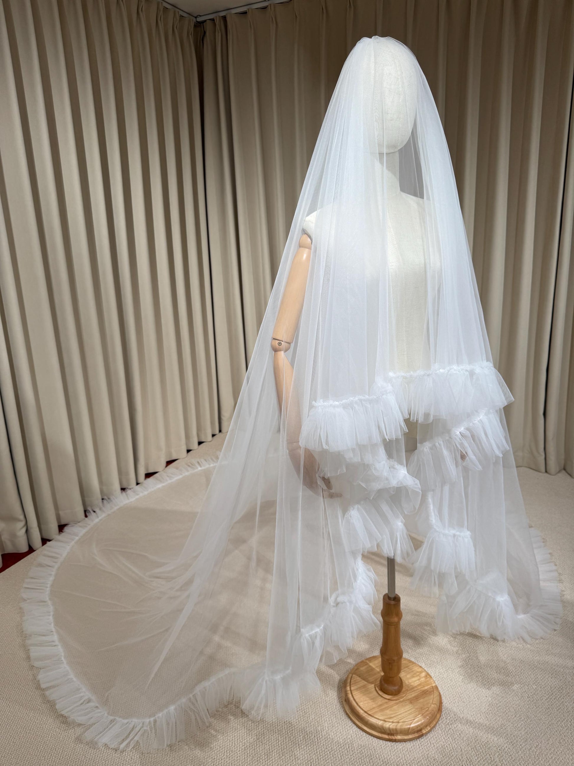 2 Tier Soft Tulle Wedding Veil with Ruffled Edge