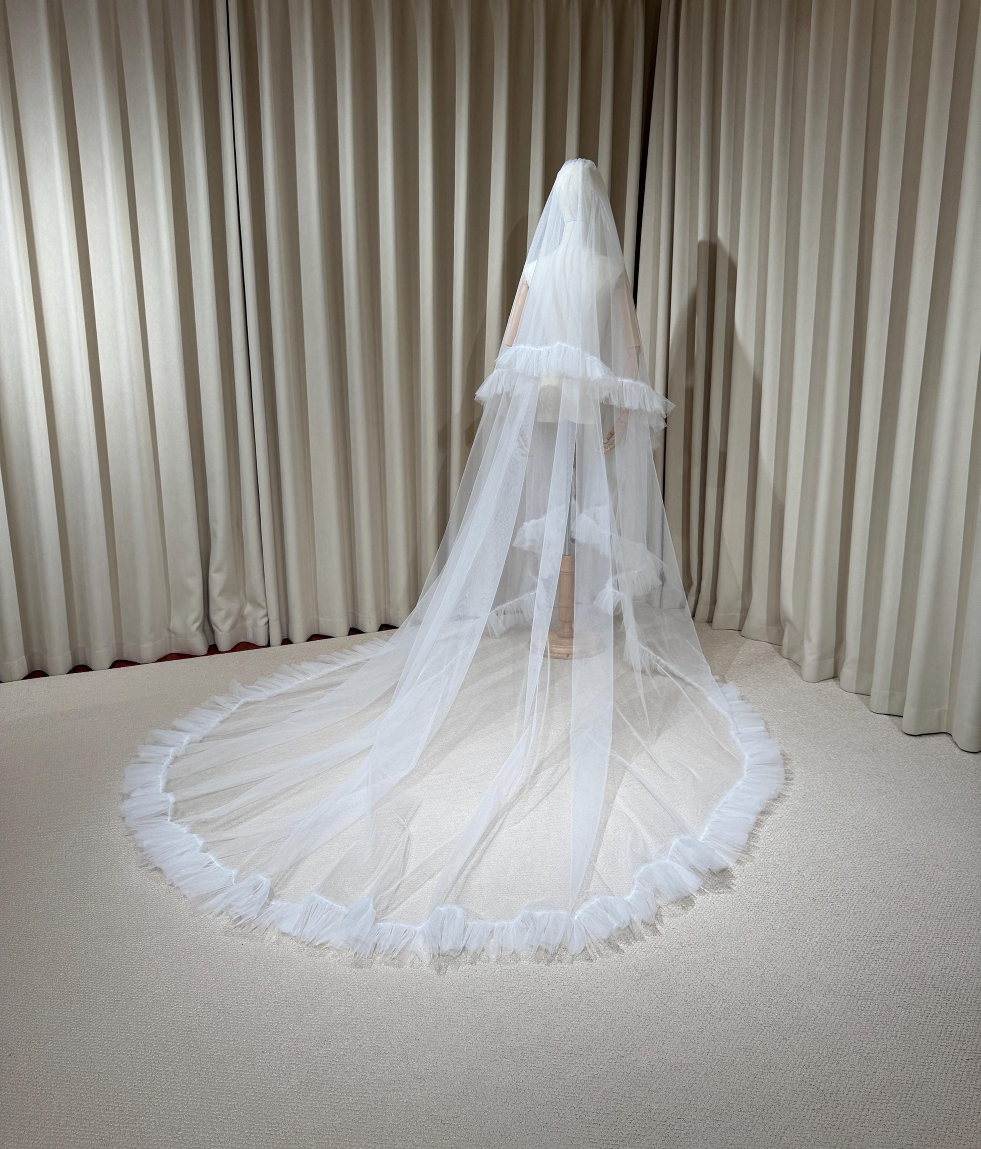 2 Tier Soft Tulle Wedding Veil with Ruffled Edge